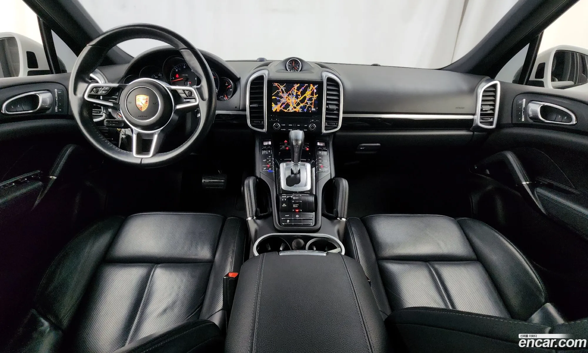 Porsche Cayenne 2017 WP1AF2927HLA32777 — 5