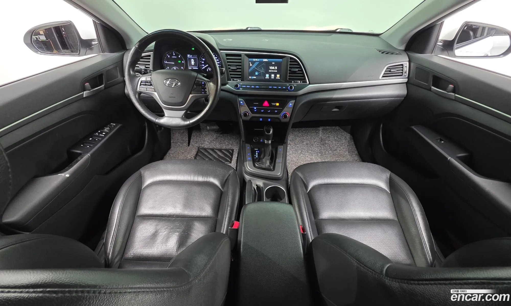 Hyundai Elantra AD 2015 — 3