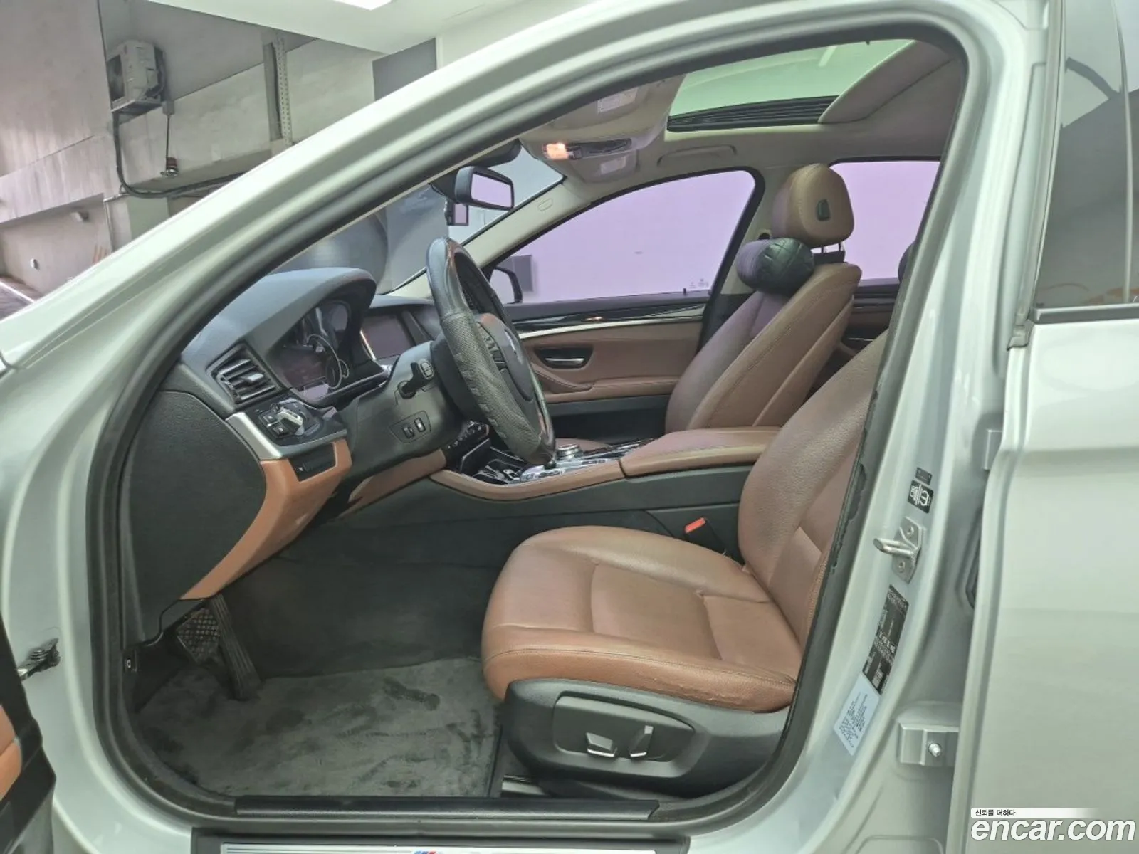 BMW 5 Series 2016 — 5