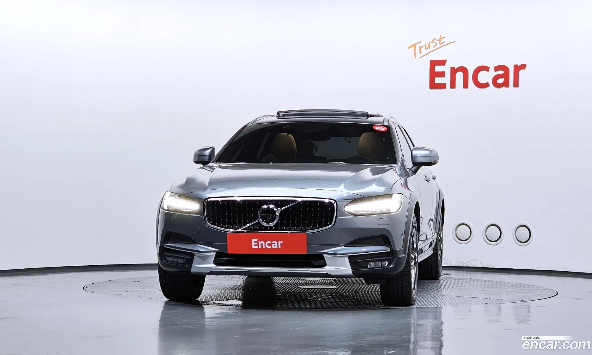 Volvo V90 Cross Country 2018 — 11