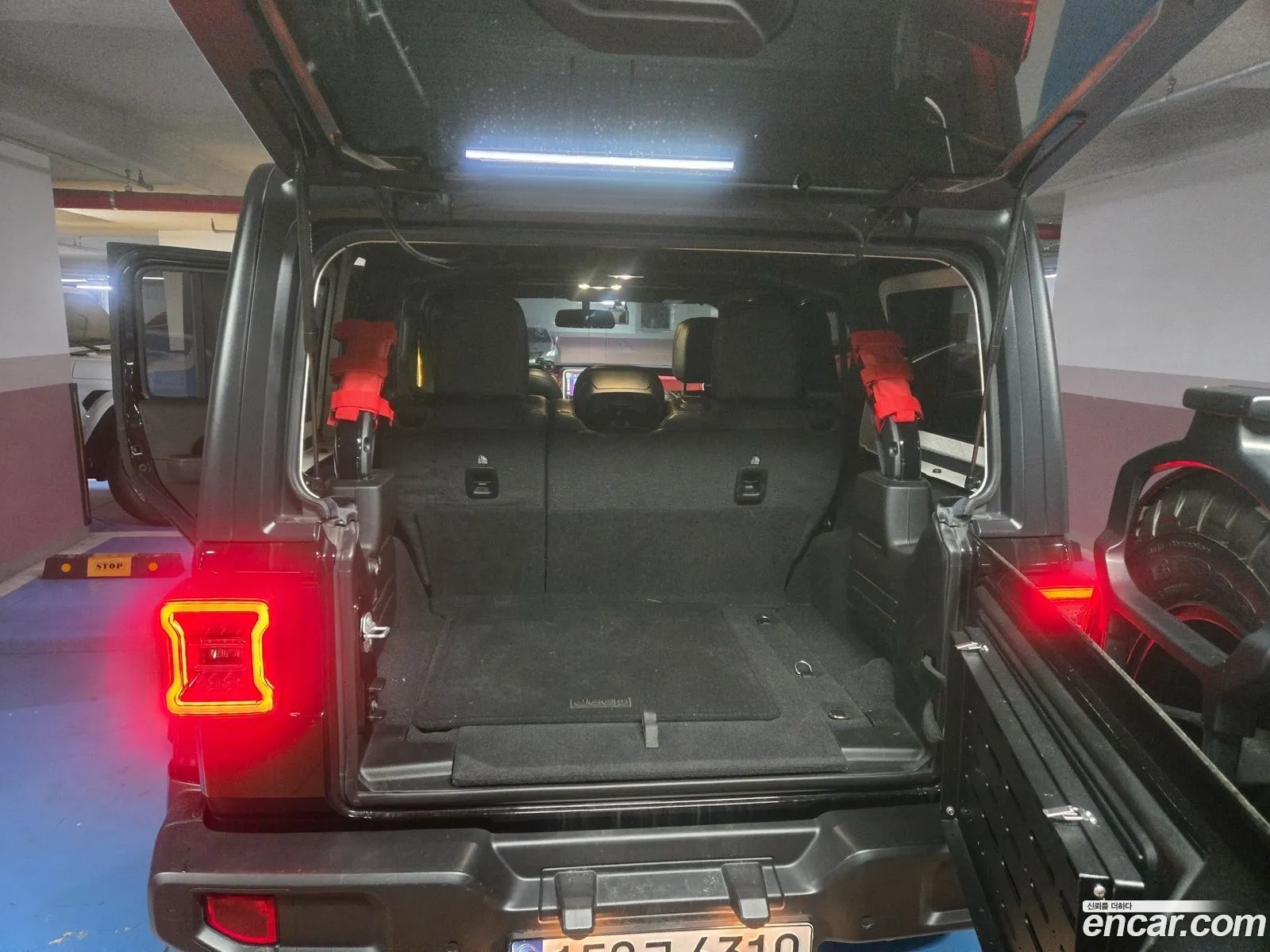 Jeep Wrangler 2021 — 19