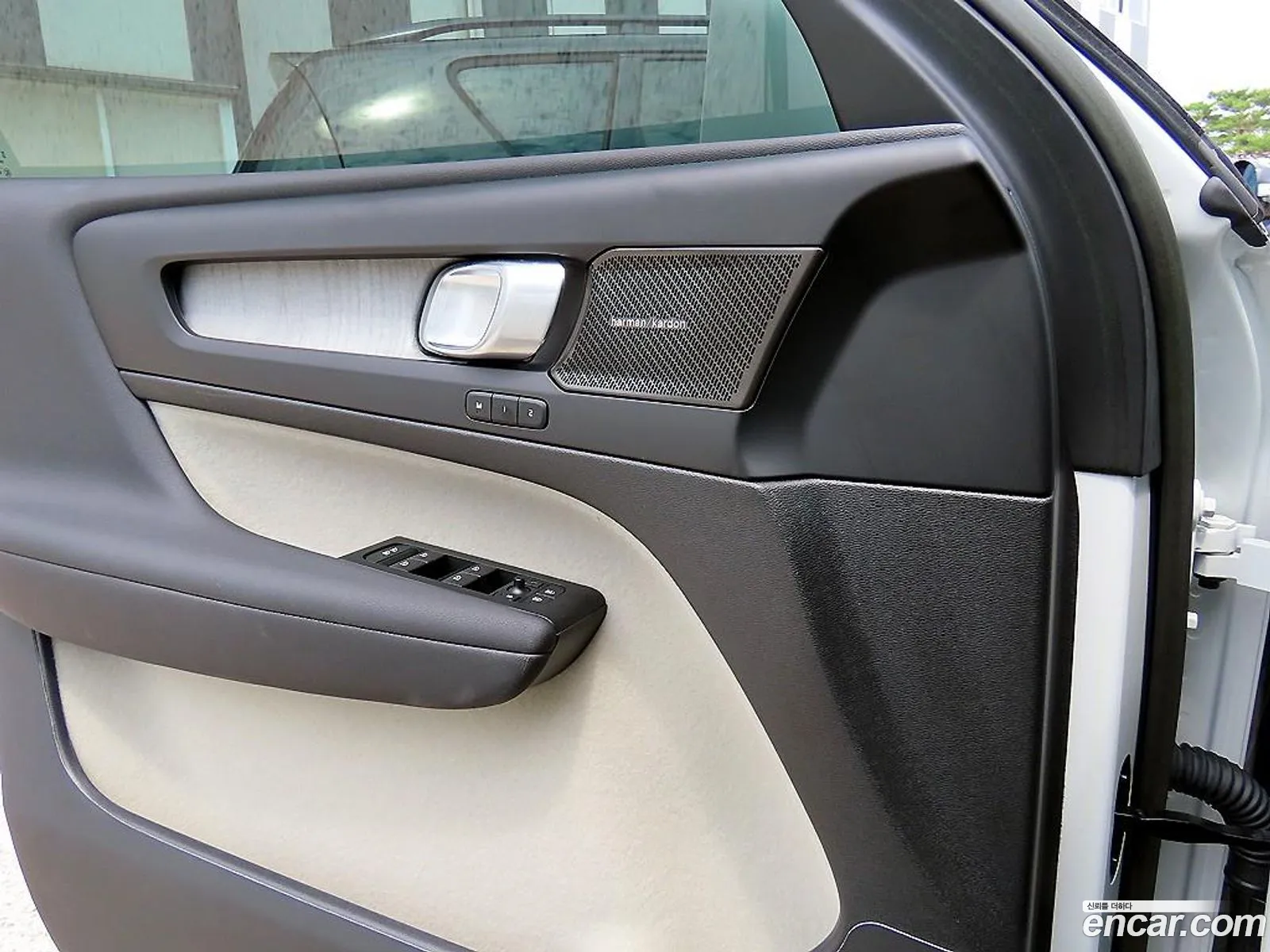 Volvo XC40 2022 — 6