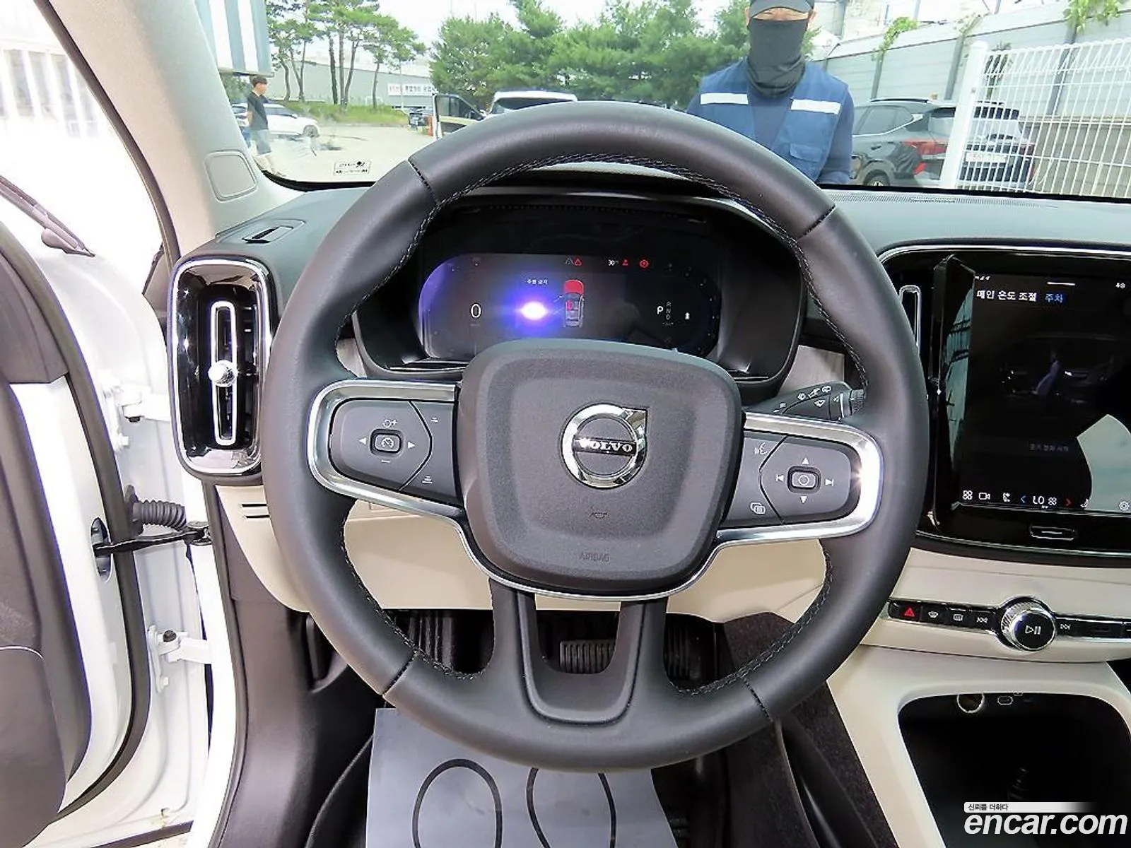 Volvo XC40 2022 — 5