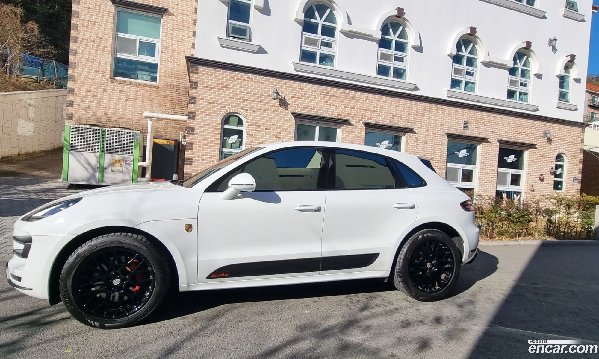 Porsche Macan 2015 — 9