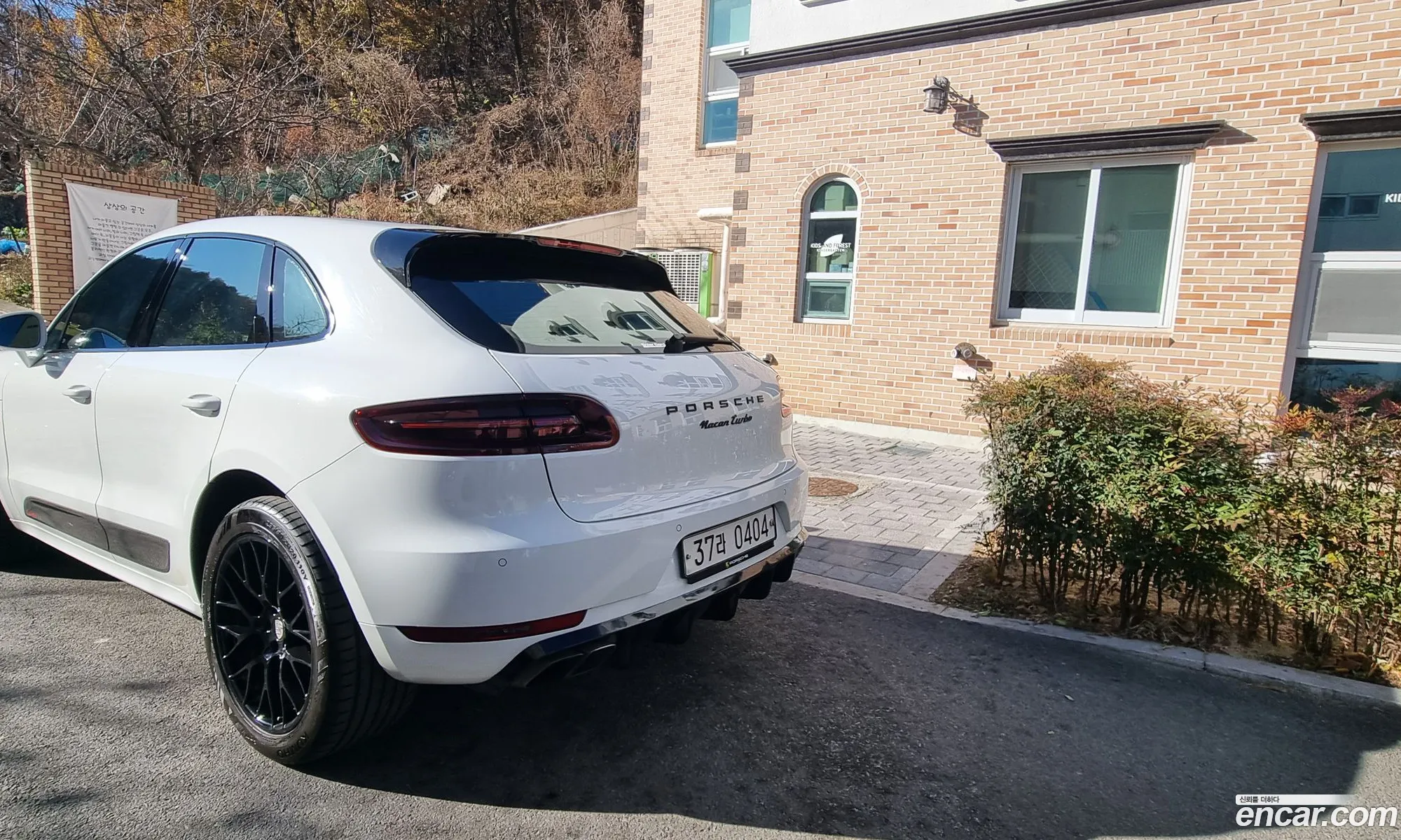 Porsche Macan 2015 — 11