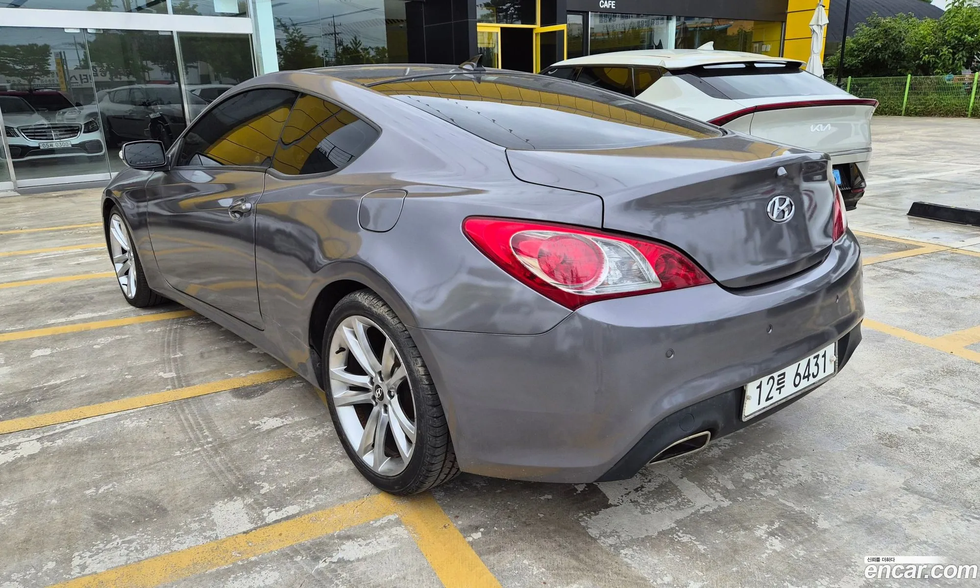 Hyundai Genesis Coupe 2010 — 2