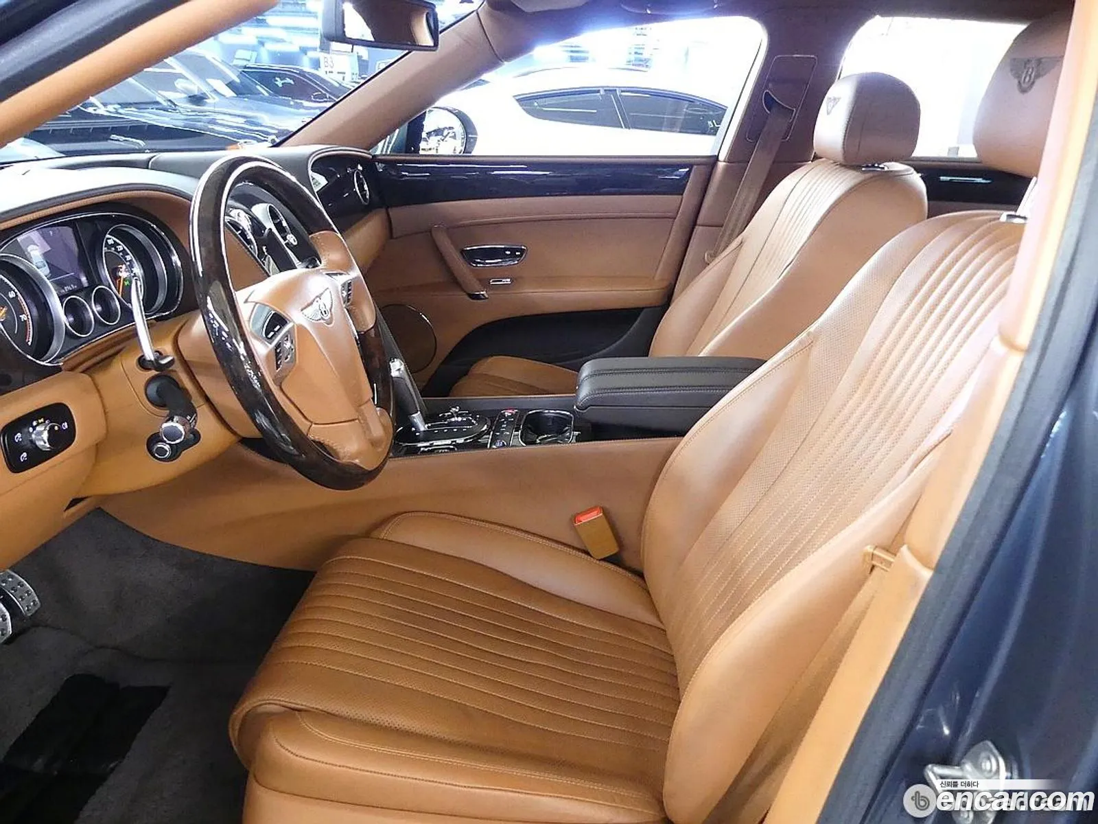Bentley Flying Spur 2017 — 16