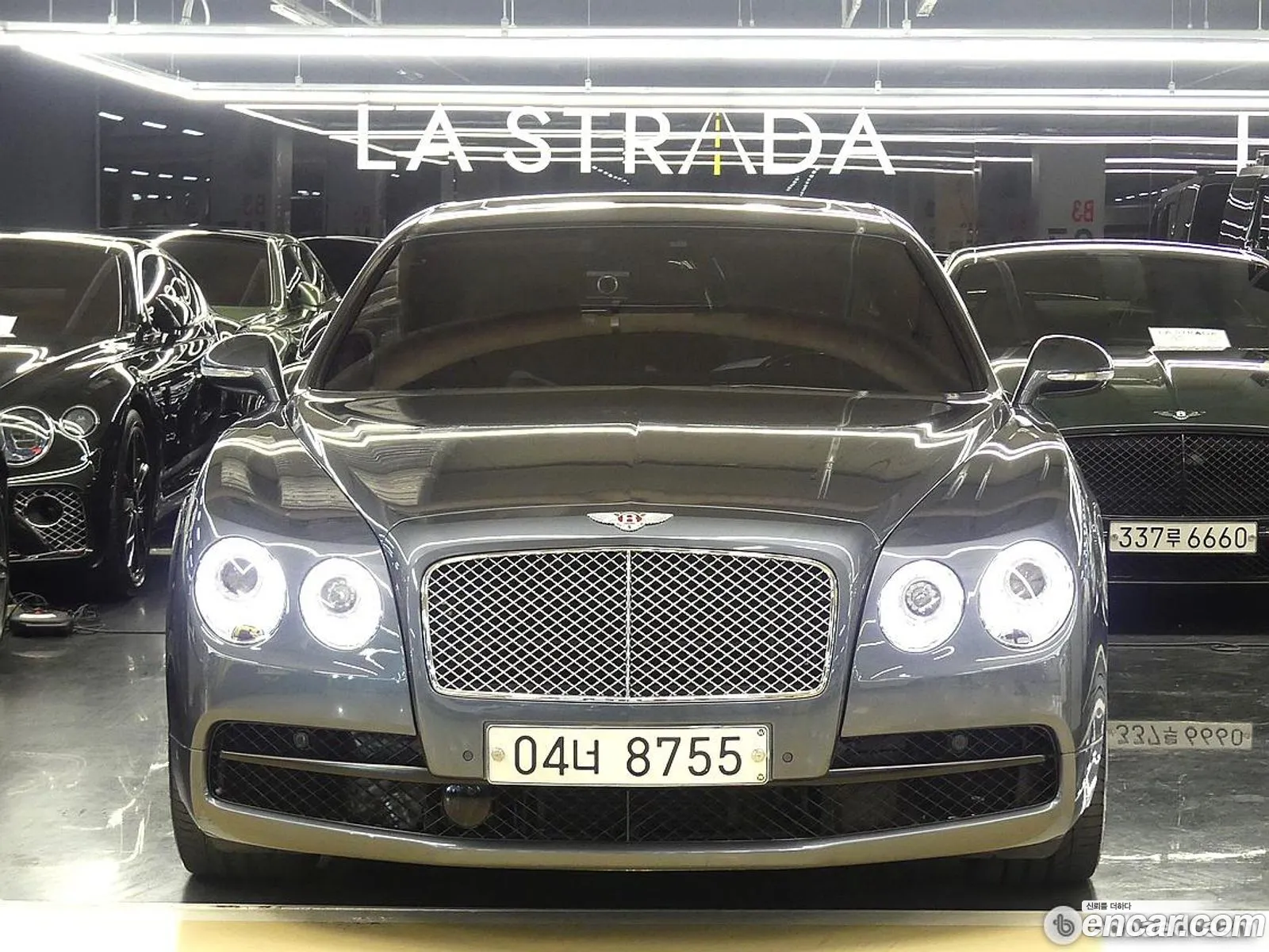 Bentley Flying Spur 2017 — 19