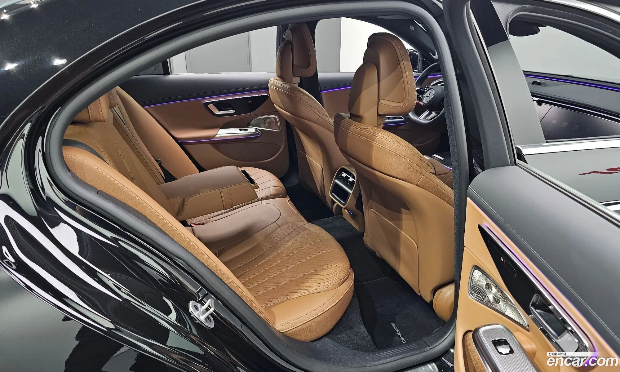 Mercedes-Benz E-Class W214 2025 — 4