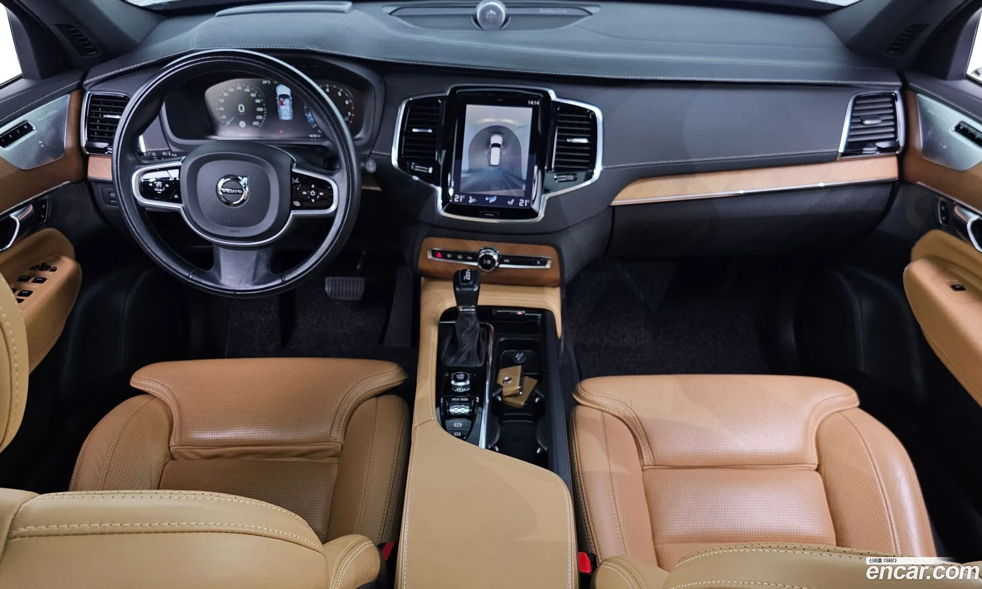 Volvo XC90 2020 YV1LFA22CL1588215 — 5
