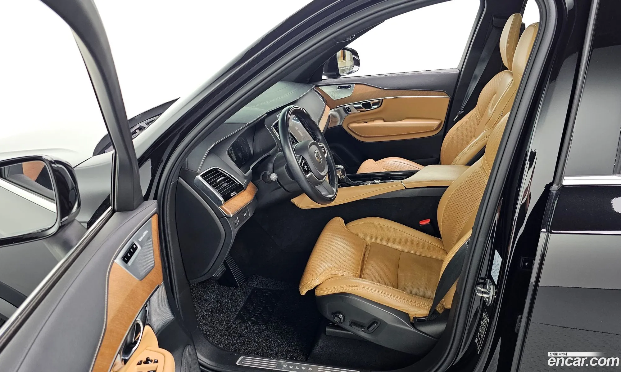 Volvo XC90 2020 YV1LFA22CL1588215 — 15
