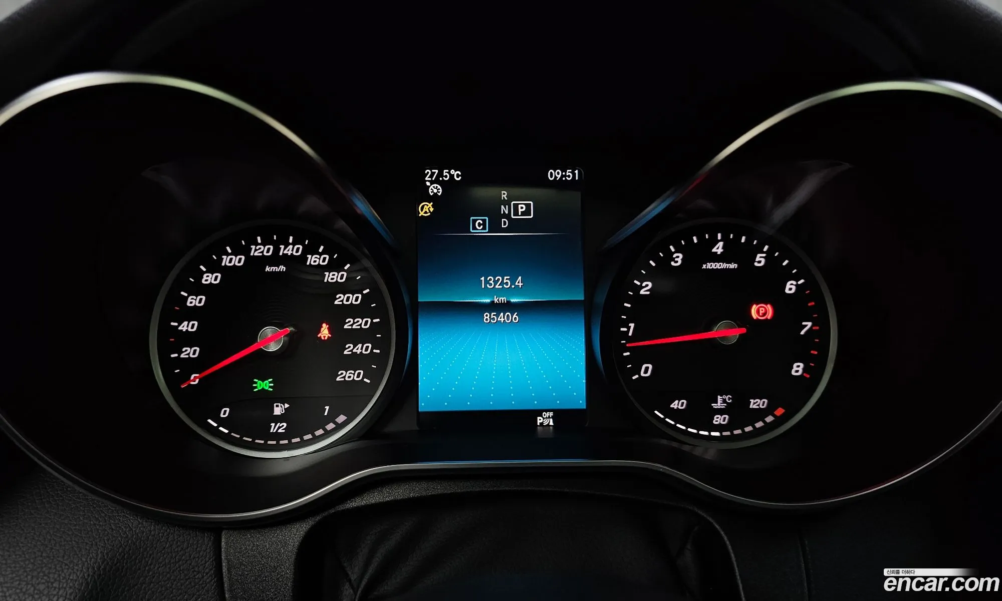 Mercedes-Benz C-Class W205 2020 — 25