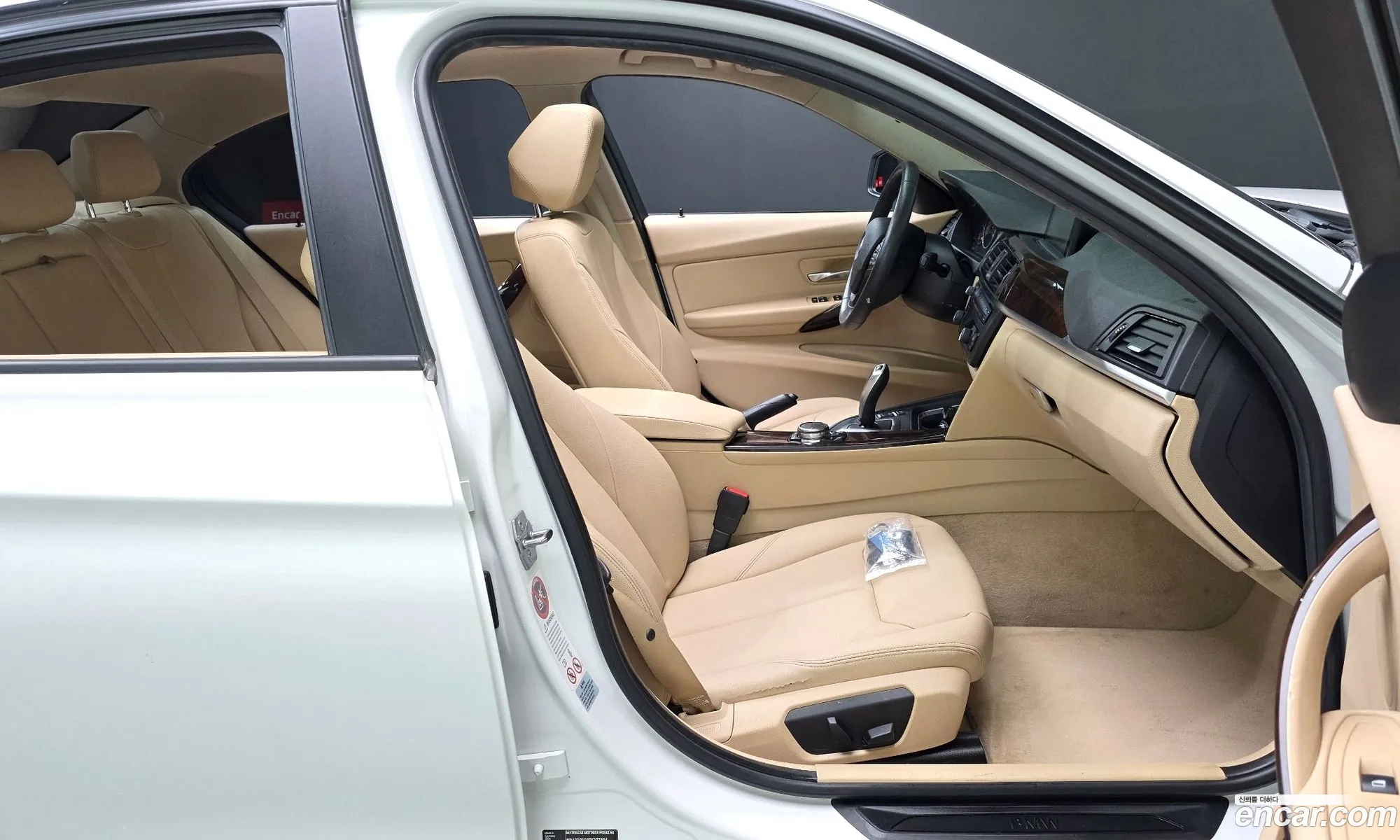 BMW 3 Series 2015 WBA3D3108FK277894 — 10