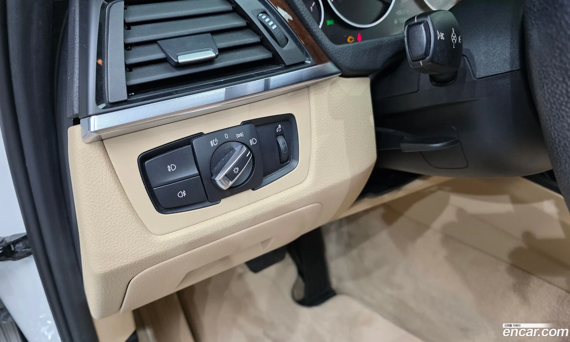 BMW 3 Series 2015 WBA3D3108FK277894 — 9