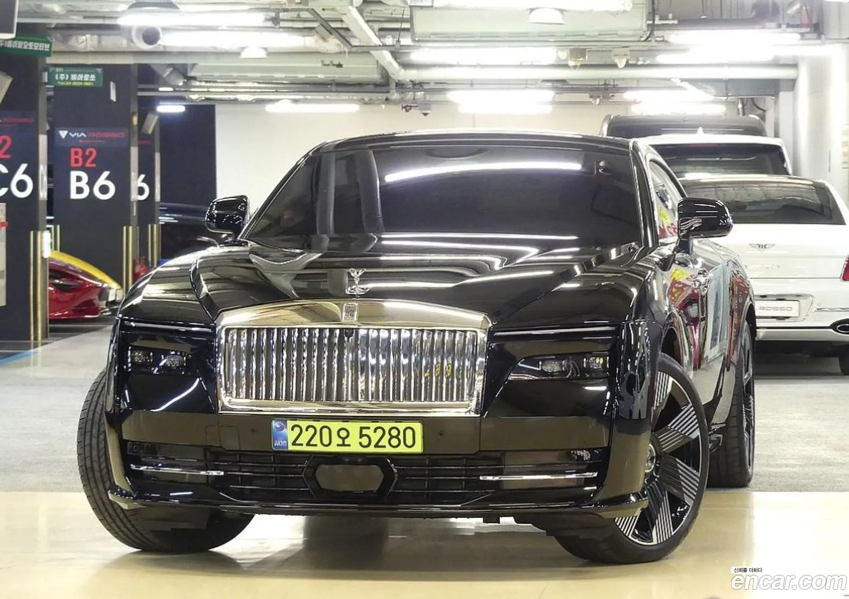 Rolls-Royce Spectre 2025 — 15