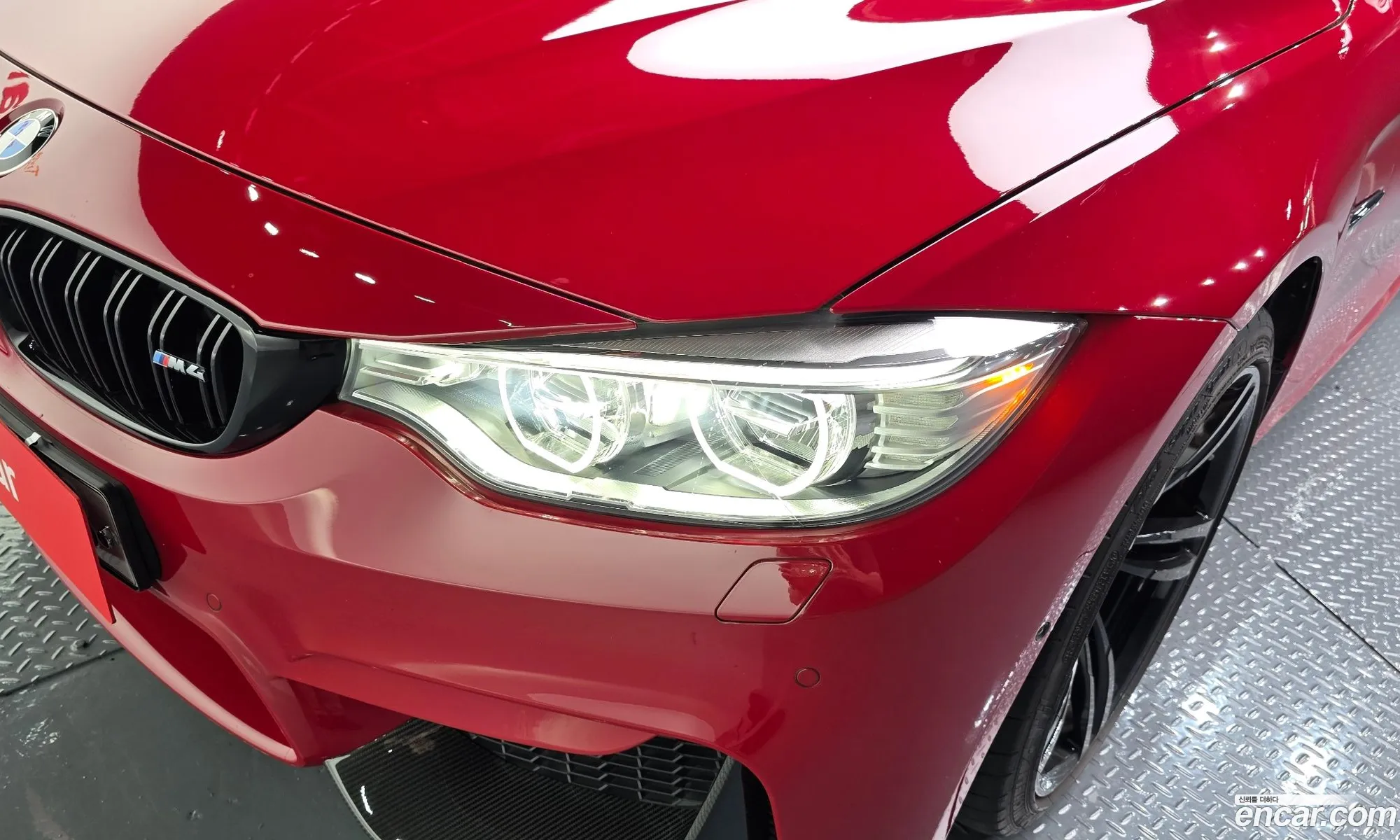 BMW M4 2017 WBS3U9109H5G42943 — 2