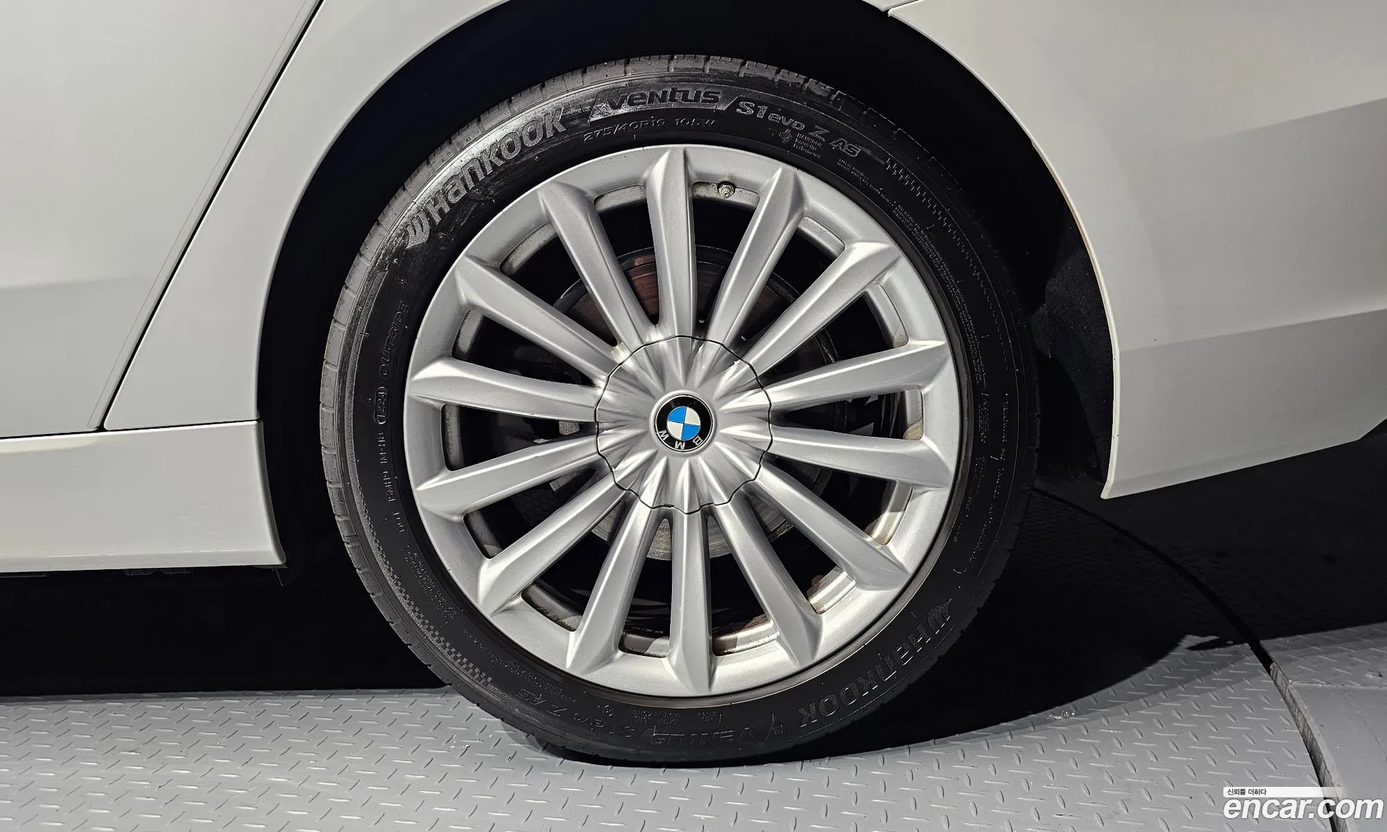 BMW 6 Series GT 2023 — 10