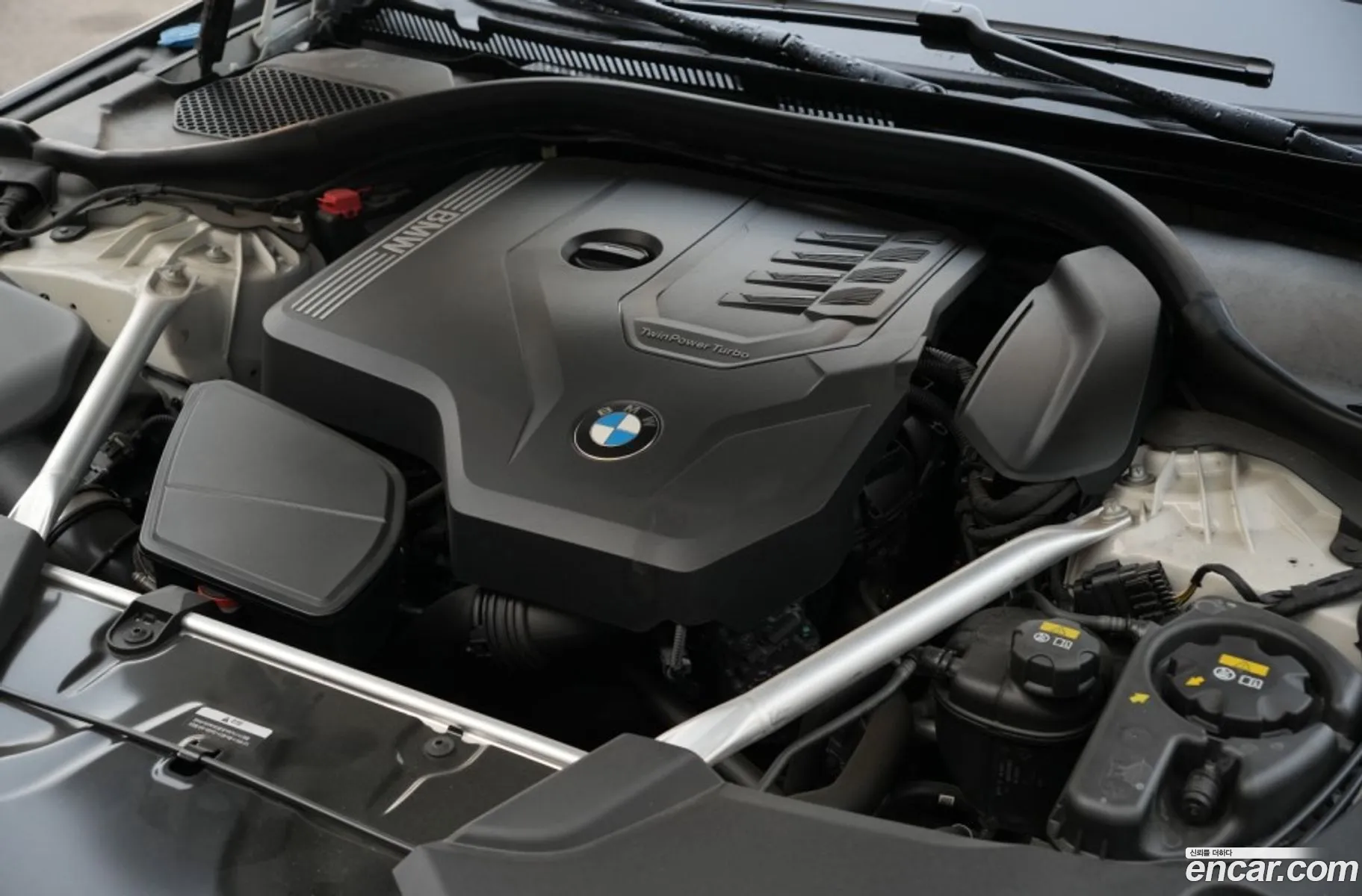 BMW 5 Series 2022 — 2
