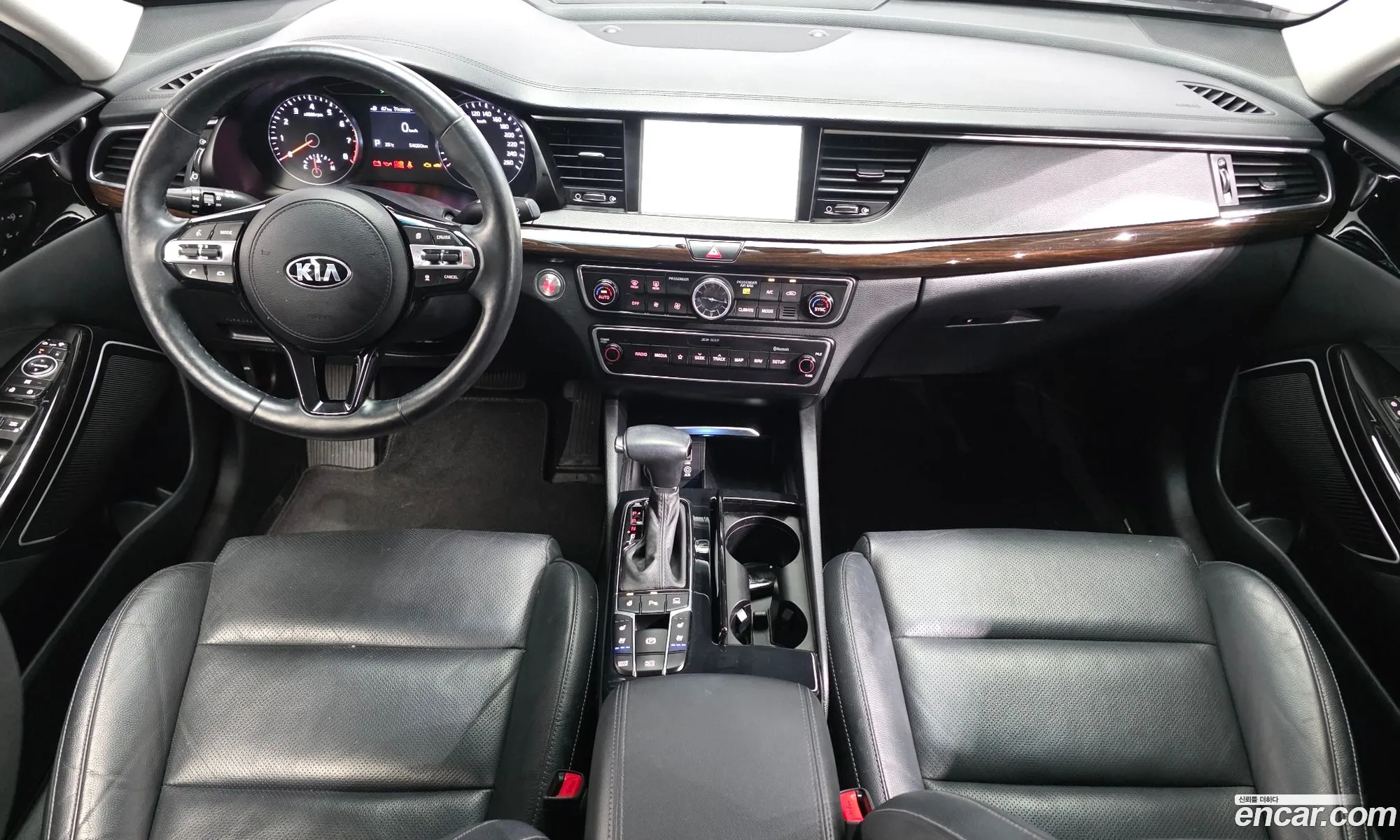Kia K7 2019 — 3
