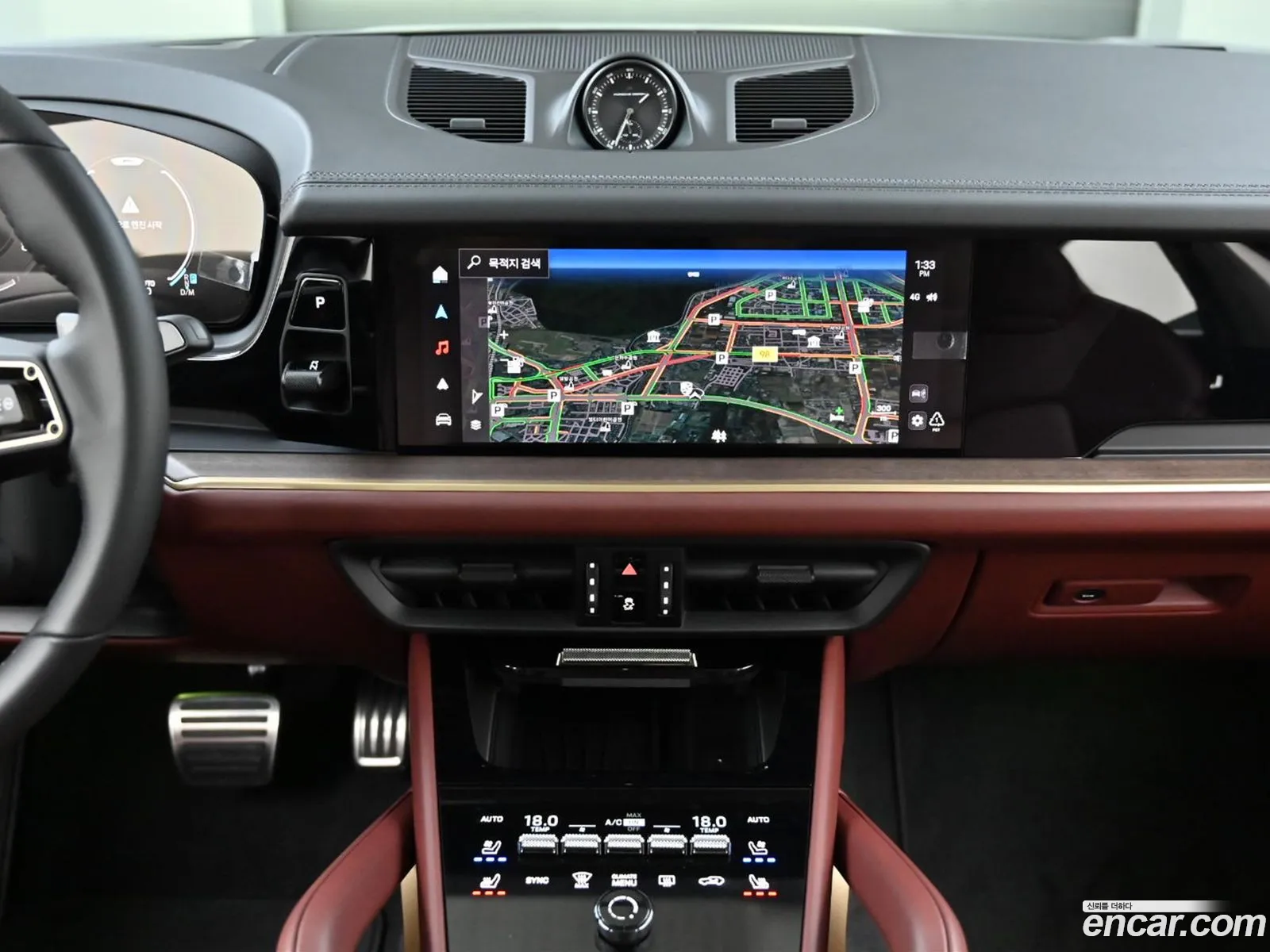 Porsche Cayenne 2025 — 17