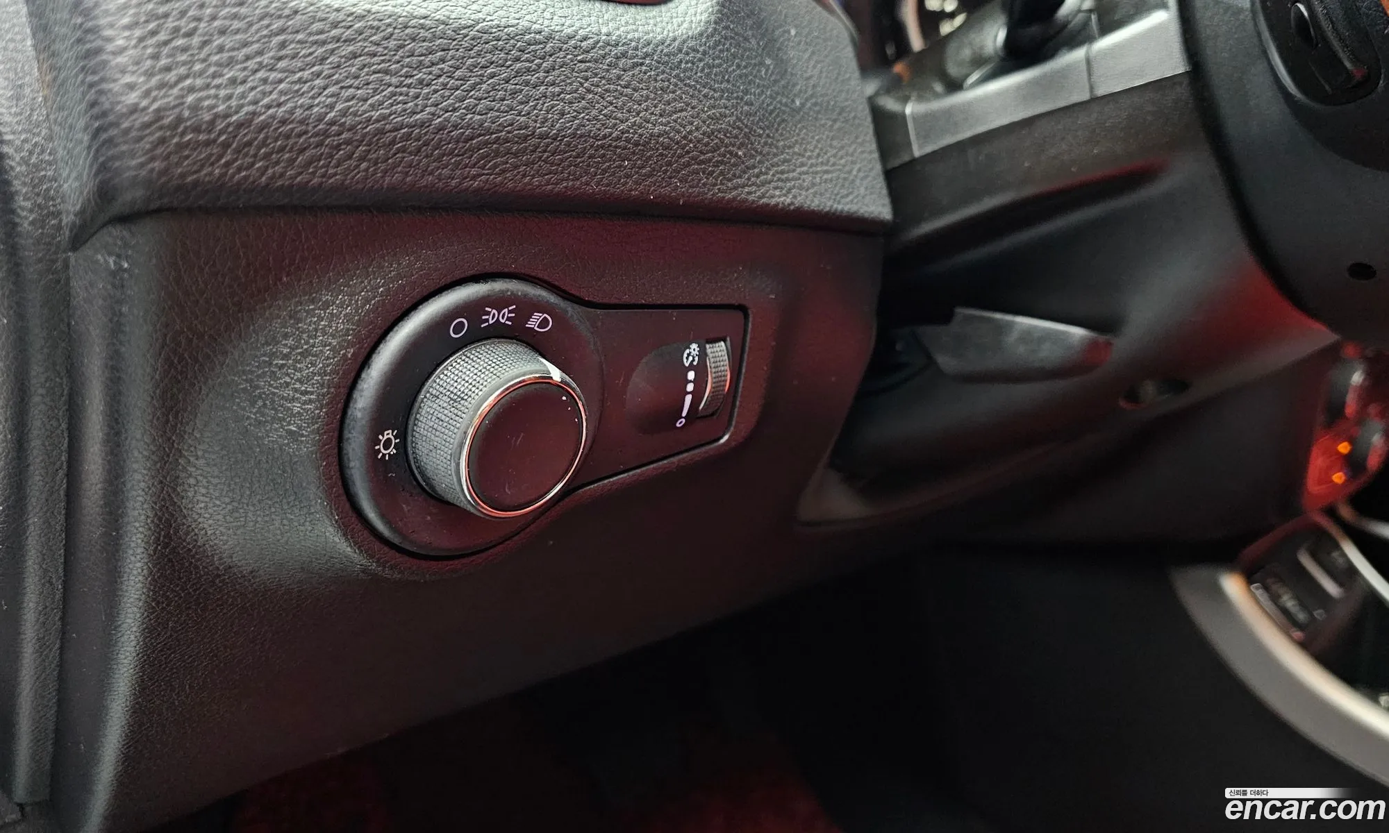 Jeep Compass 2018 3C4NJCAB6JT468887 — 4