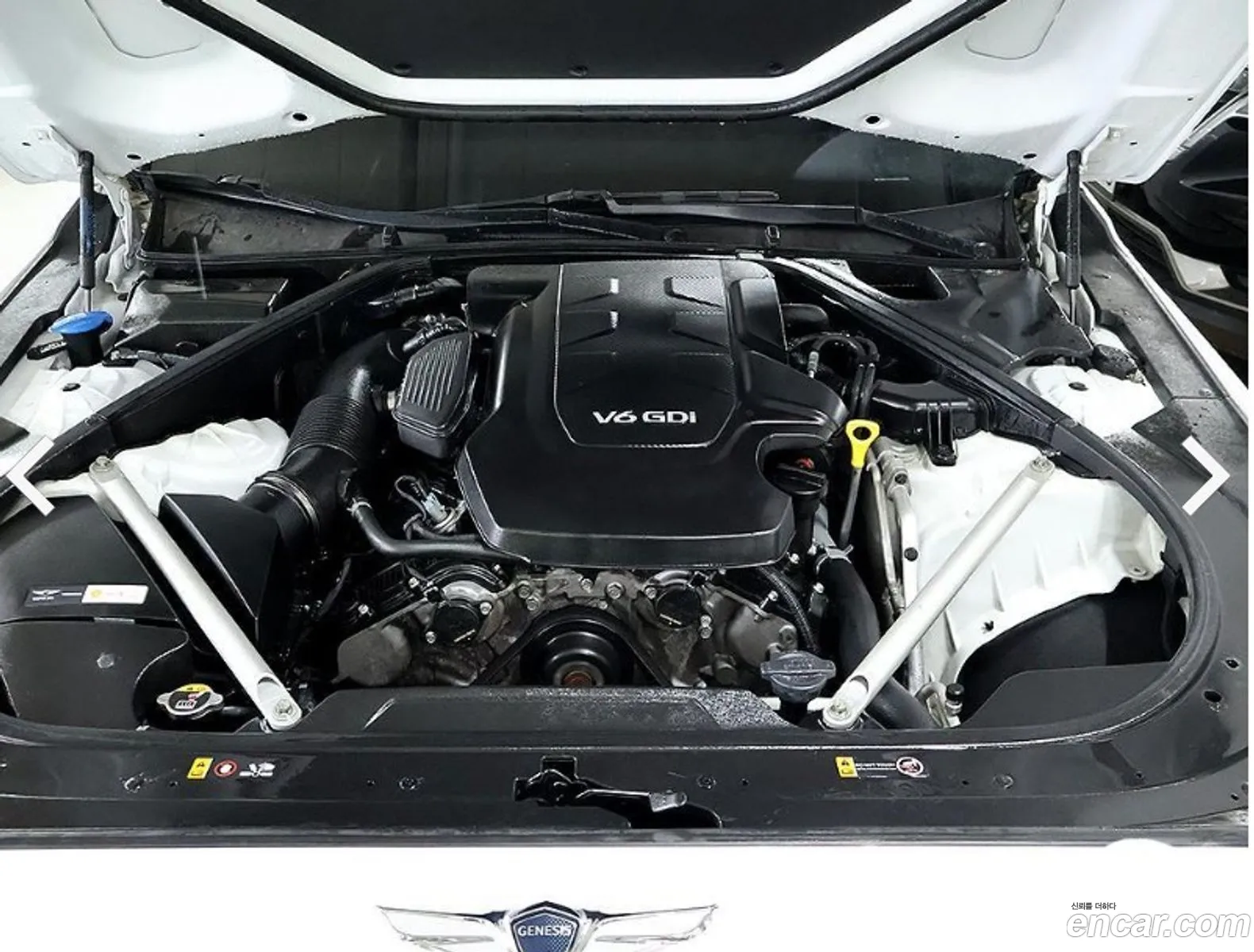 Genesis EQ900 2016 — 3