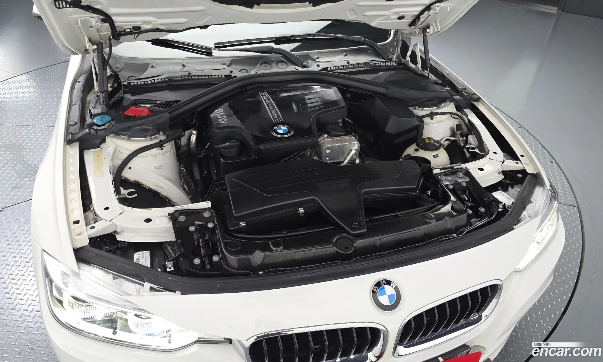 BMW 3 Series 2017 WBA8A9107JK884220 — 4