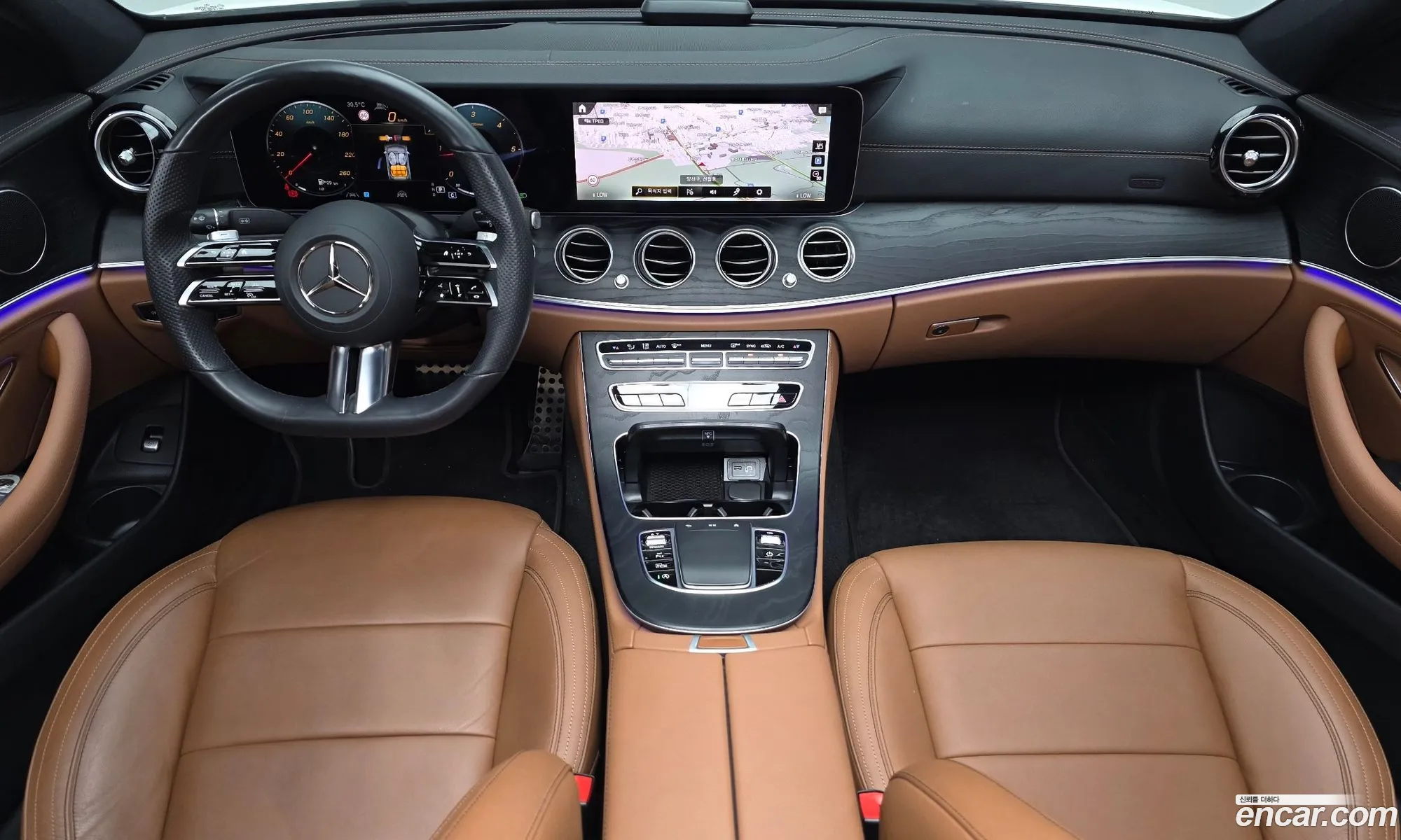 Mercedes-Benz E-Class W213 2021 — 25