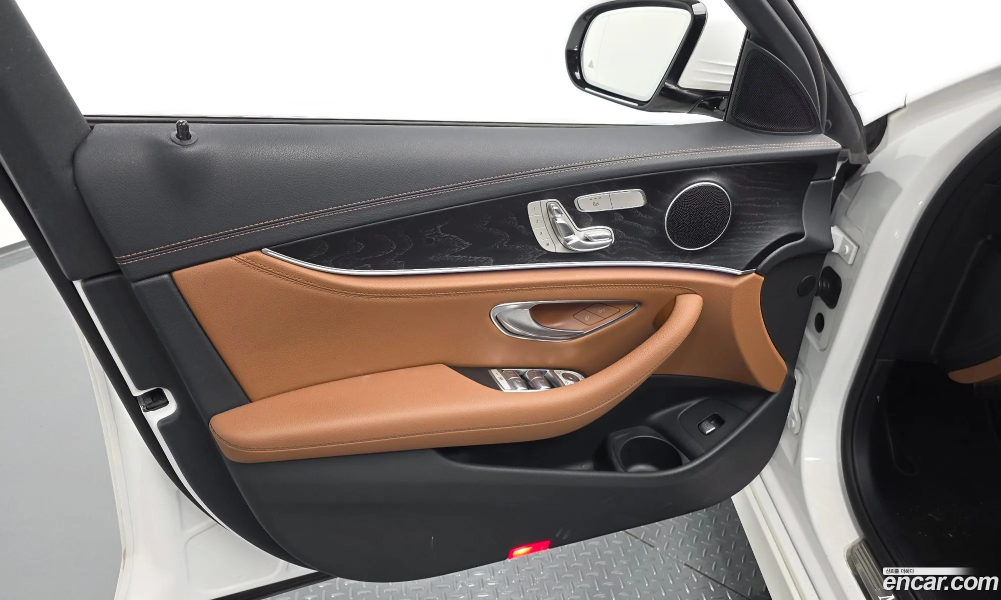 Mercedes-Benz E-Class W213 2021 — 11