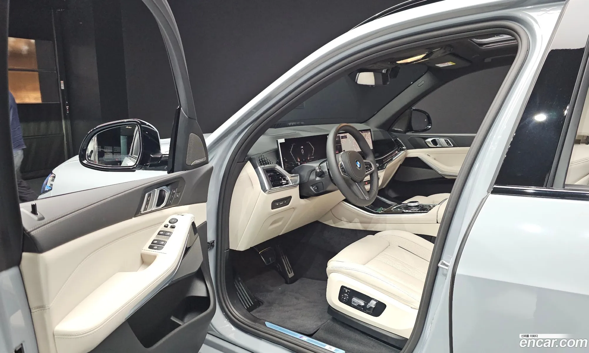 BMW X5 2025 WBA21EU05T9184345 — 11