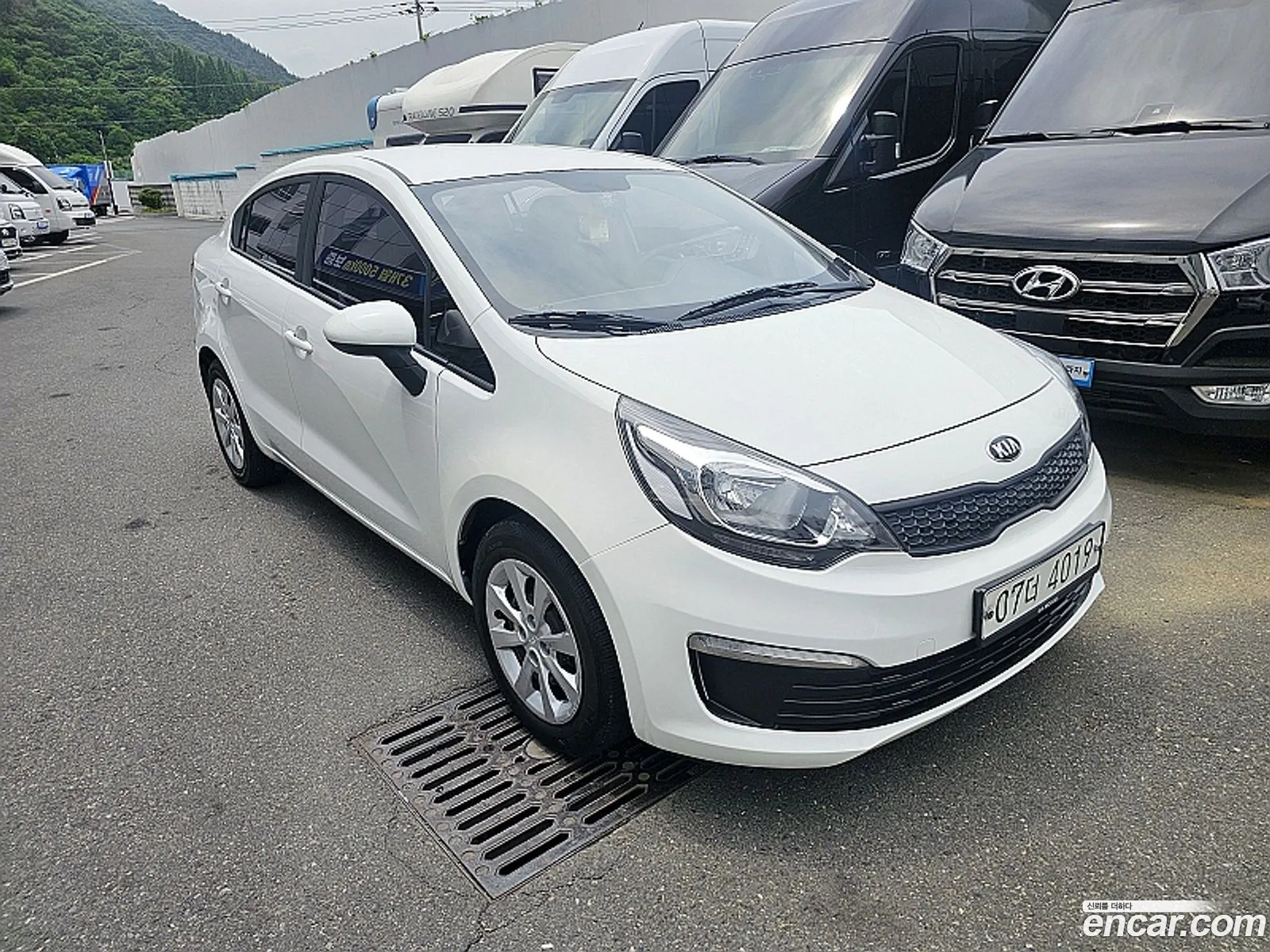 Kia Pride 2017 — 3