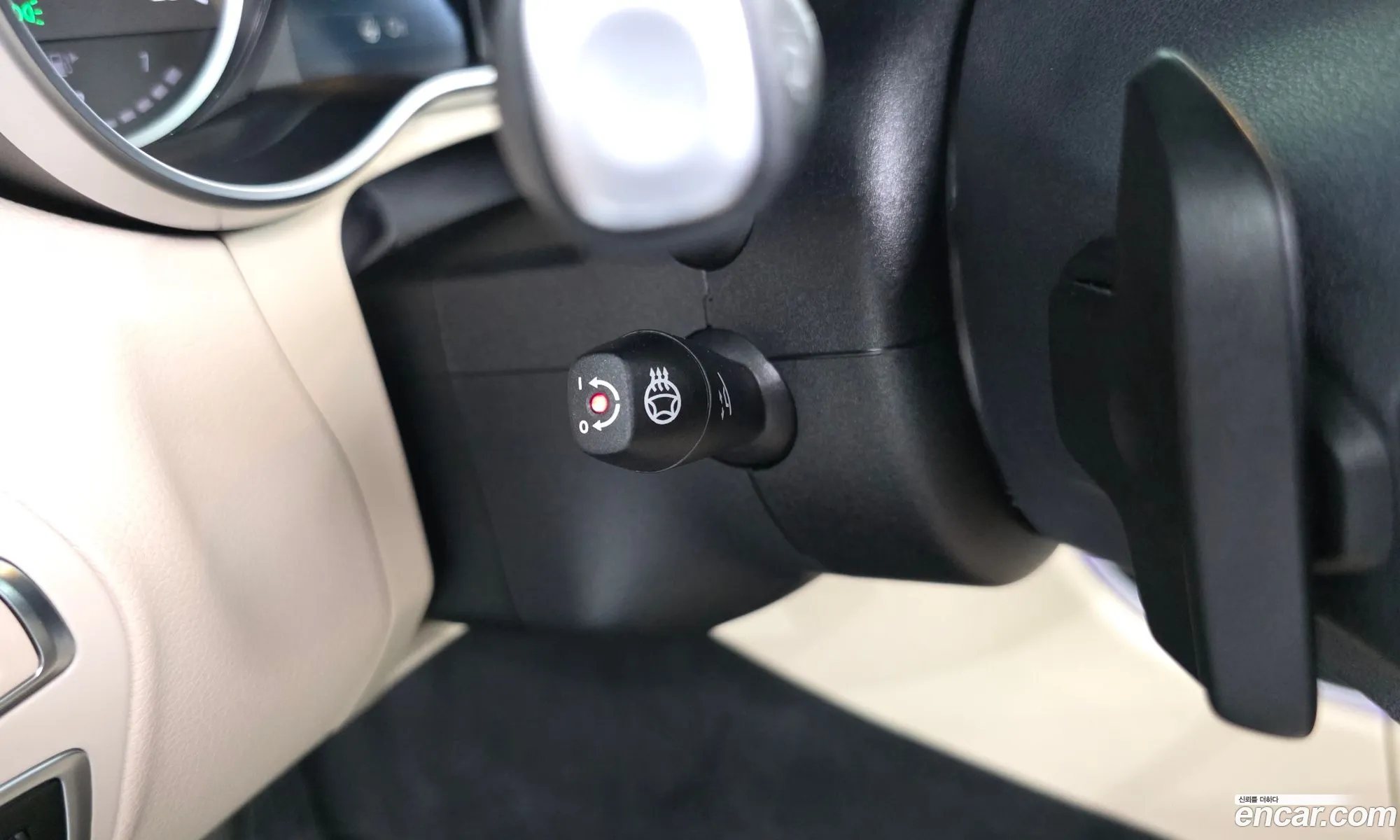 Mercedes-Benz C-Class W205 2019 — 12