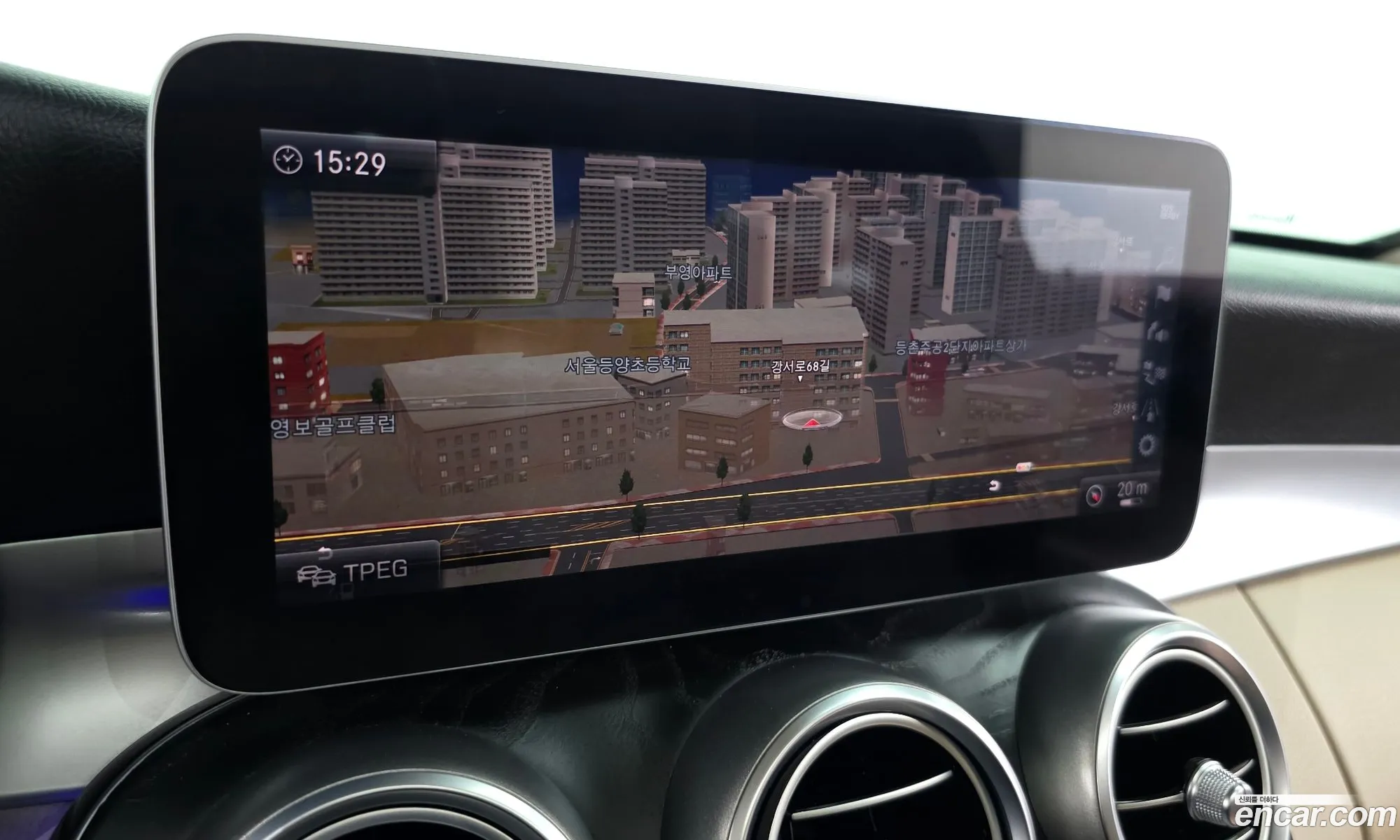 Mercedes-Benz C-Class W205 2019 — 23