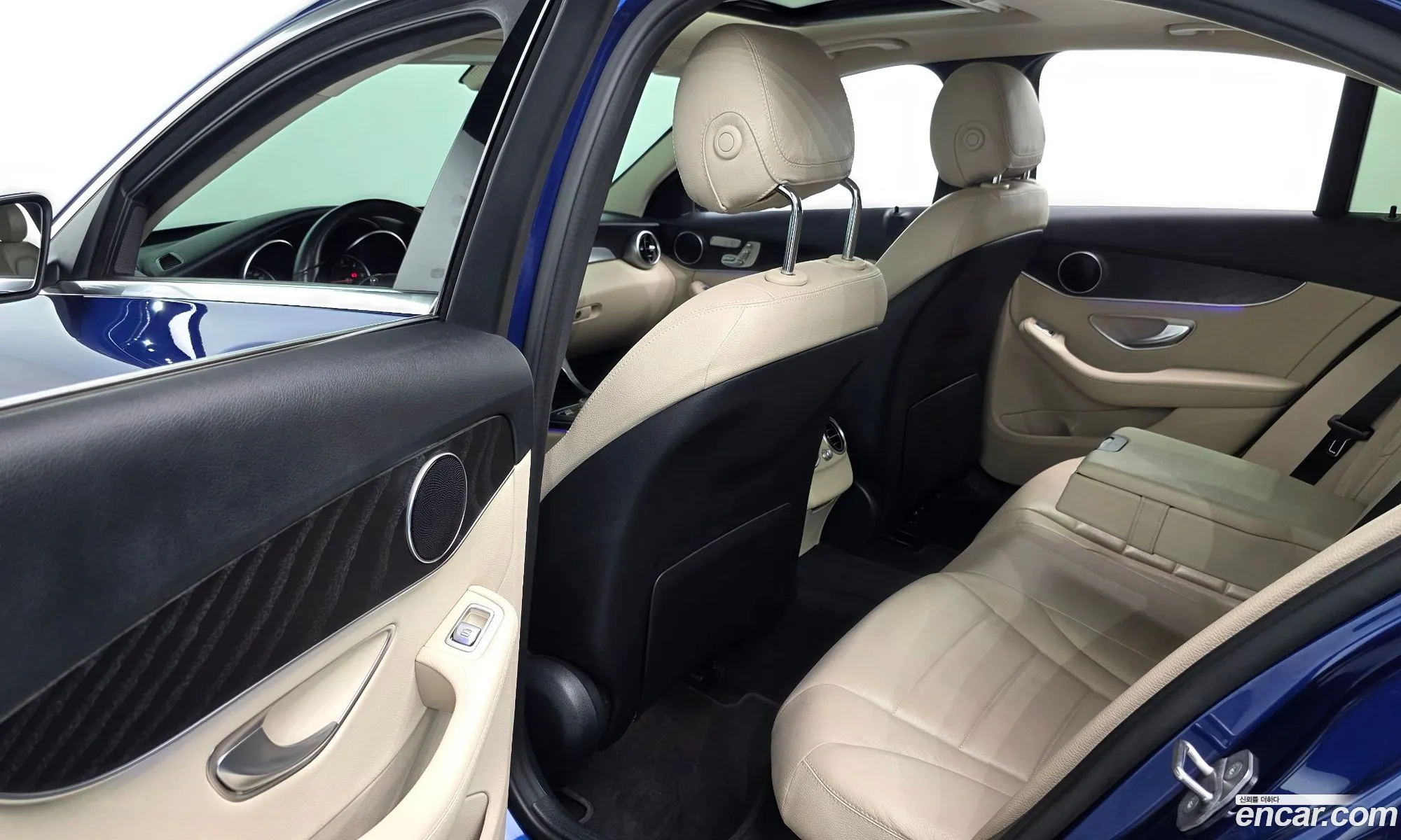 Mercedes-Benz C-Class W205 2019 — 22