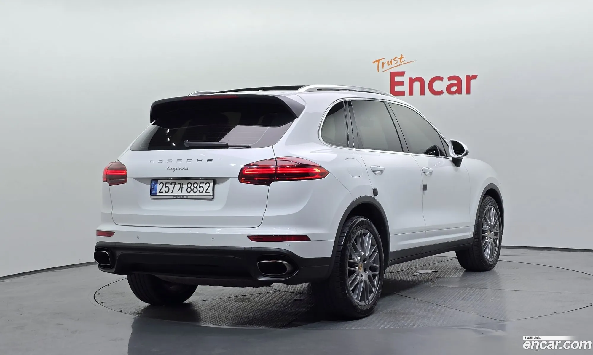 Porsche Cayenne 2016 WP1AA2927GKA12855 — 12
