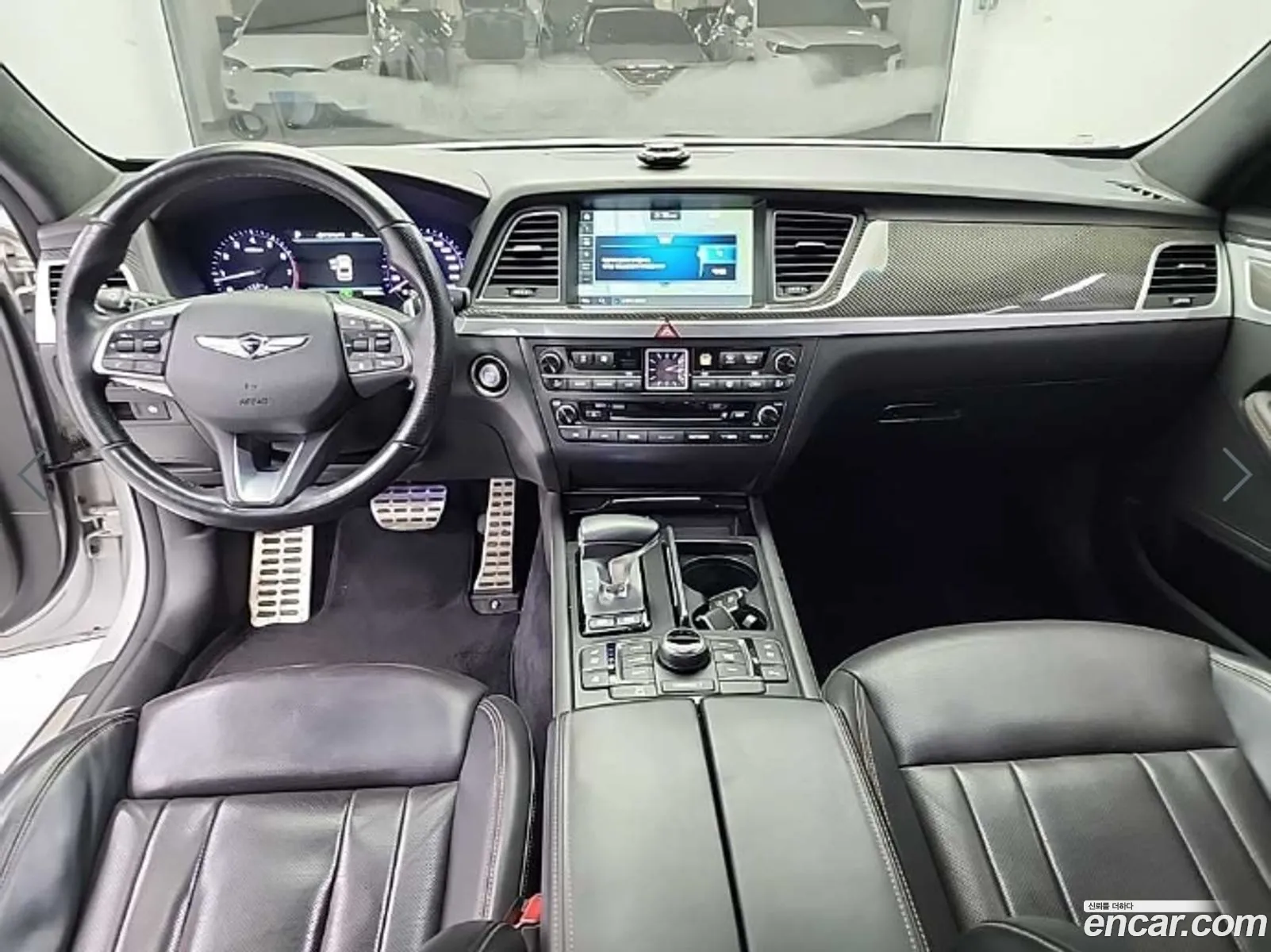Genesis G80 2018 — 2