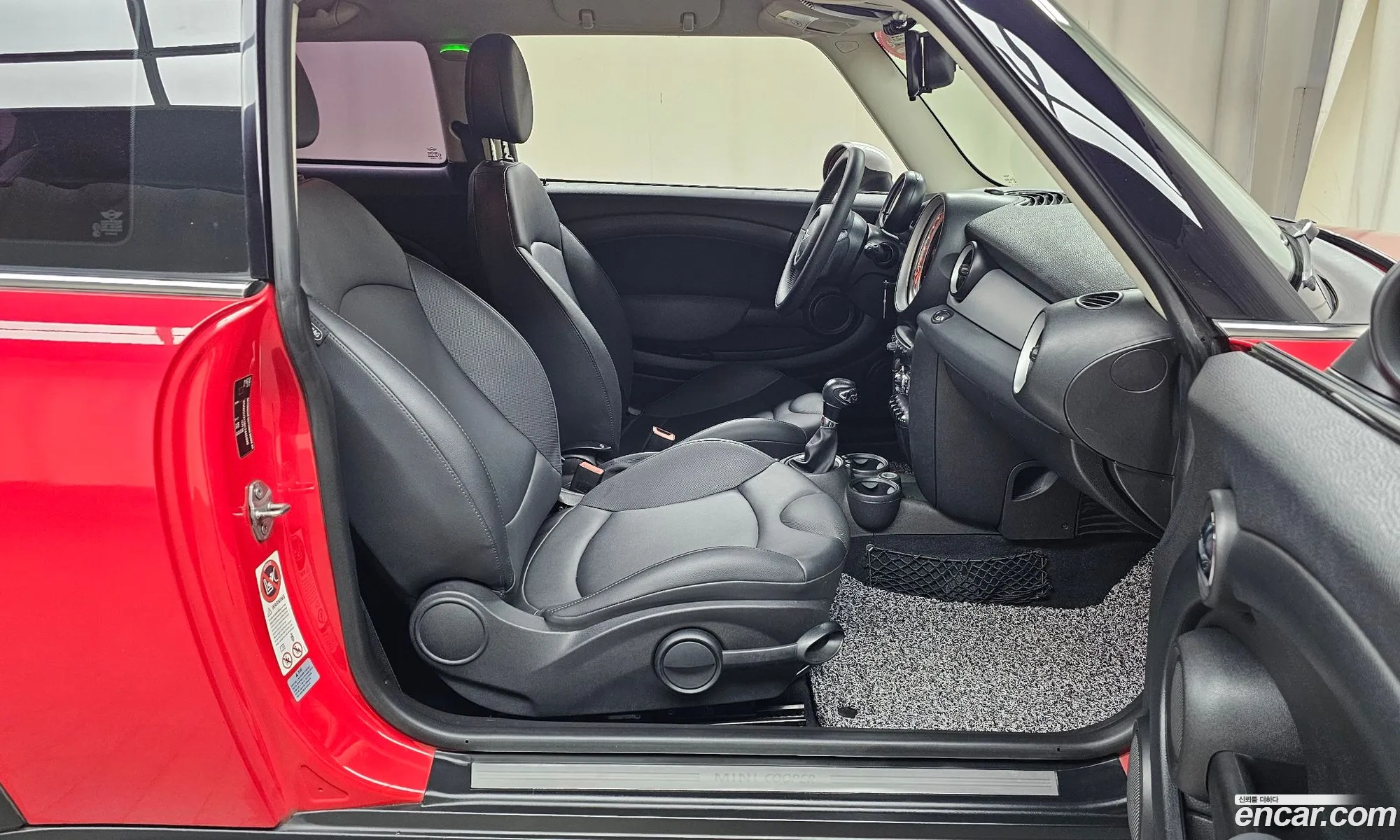Mini Cooper 2012 WMWSU3106CT445999 — 2