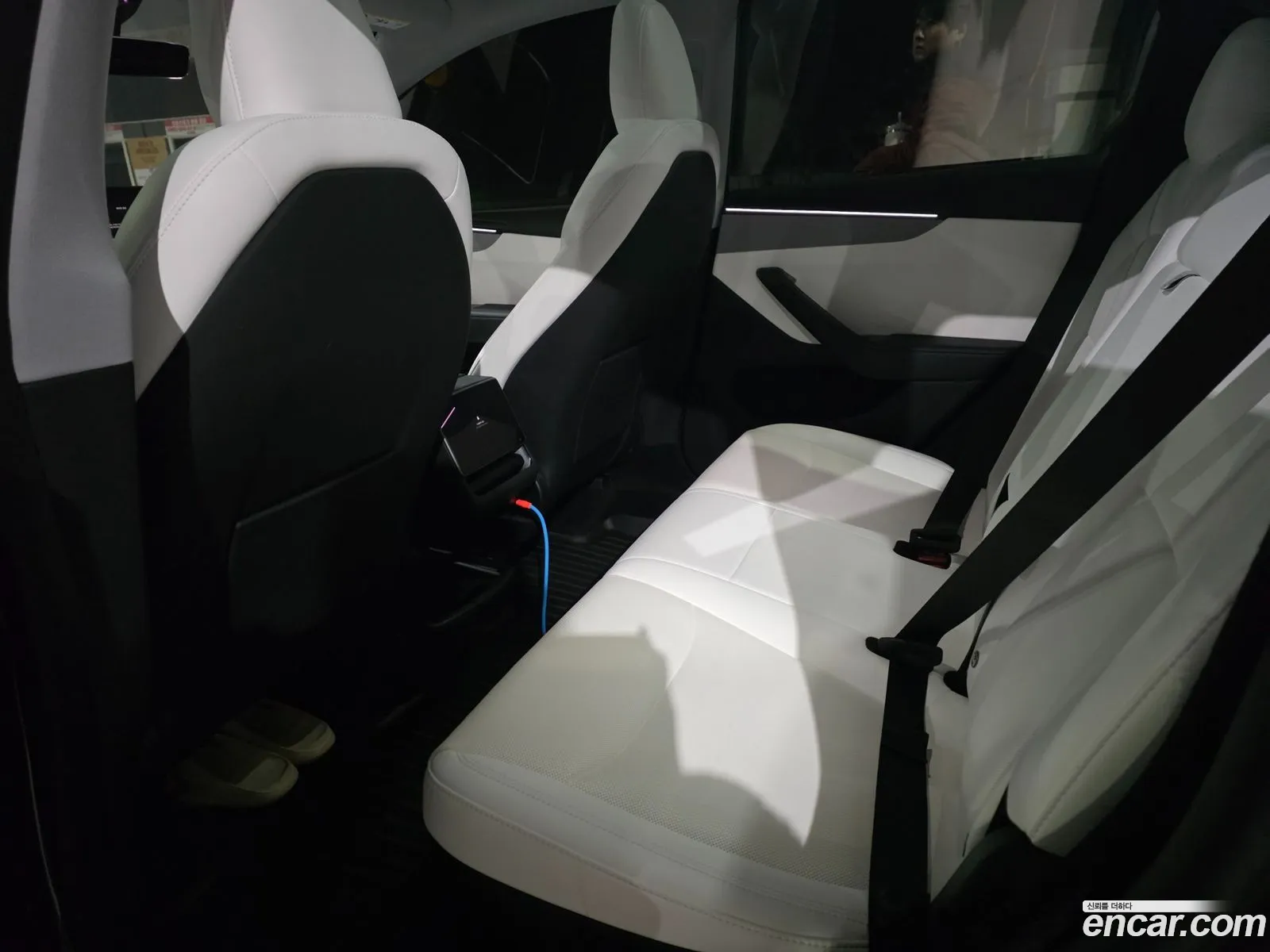 Tesla Model Y 2025 — 5
