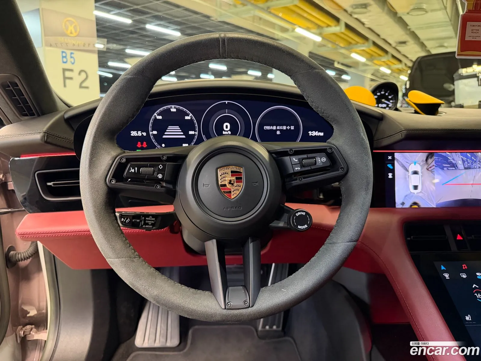 Porsche Taycan 2022 — 17