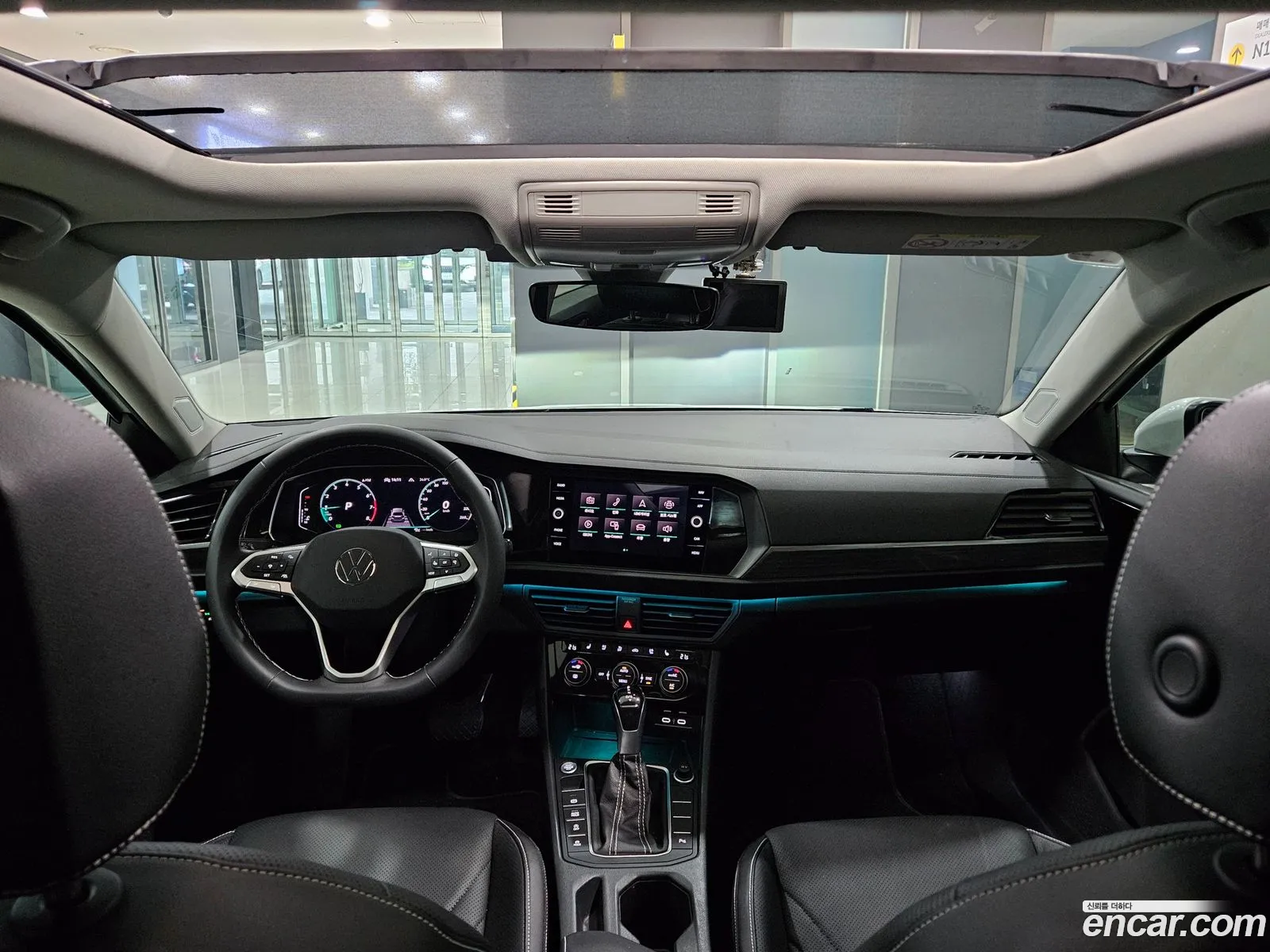 Volkswagen Jetta 7th Gen 2023 — 6