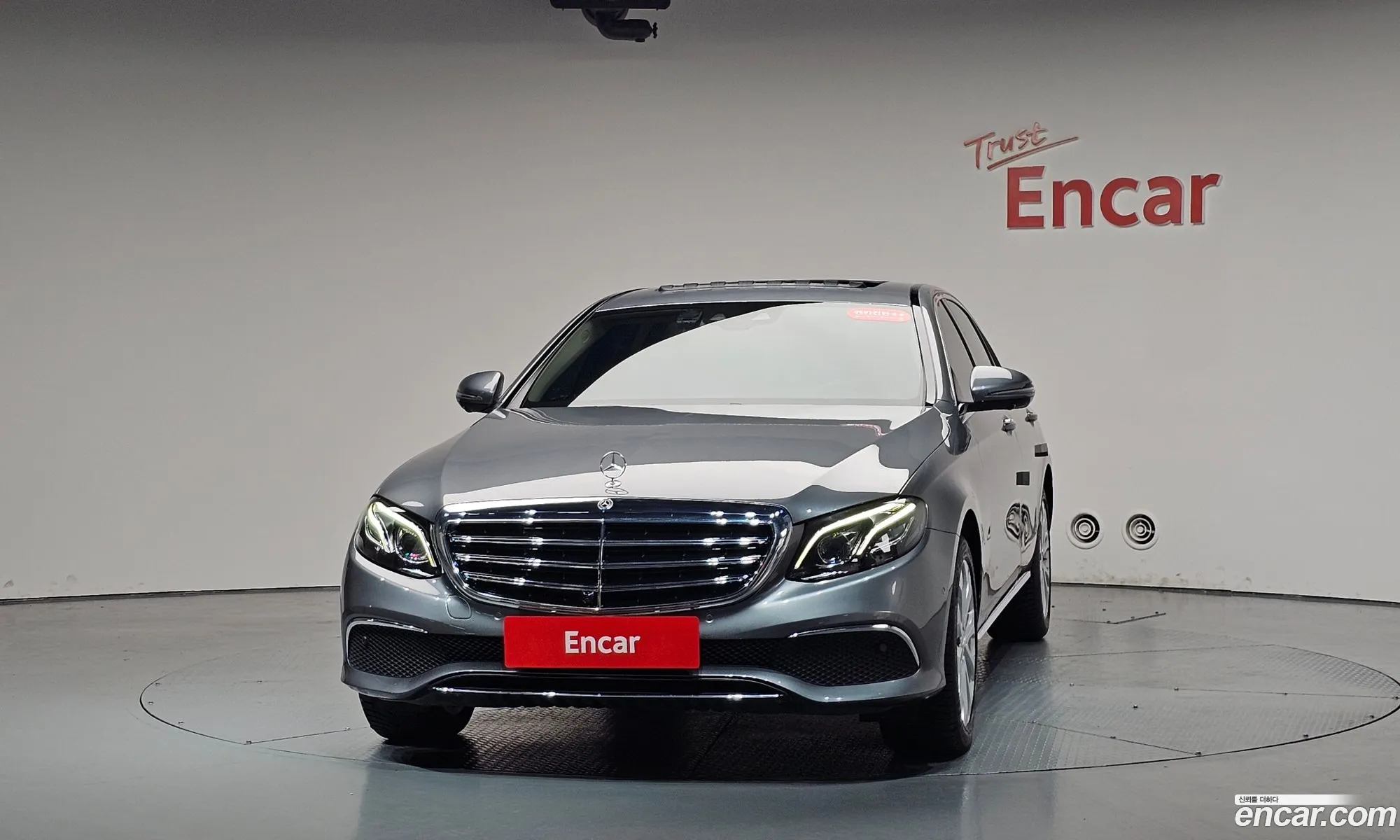 Mercedes-Benz E-Class W213 2019 — 17