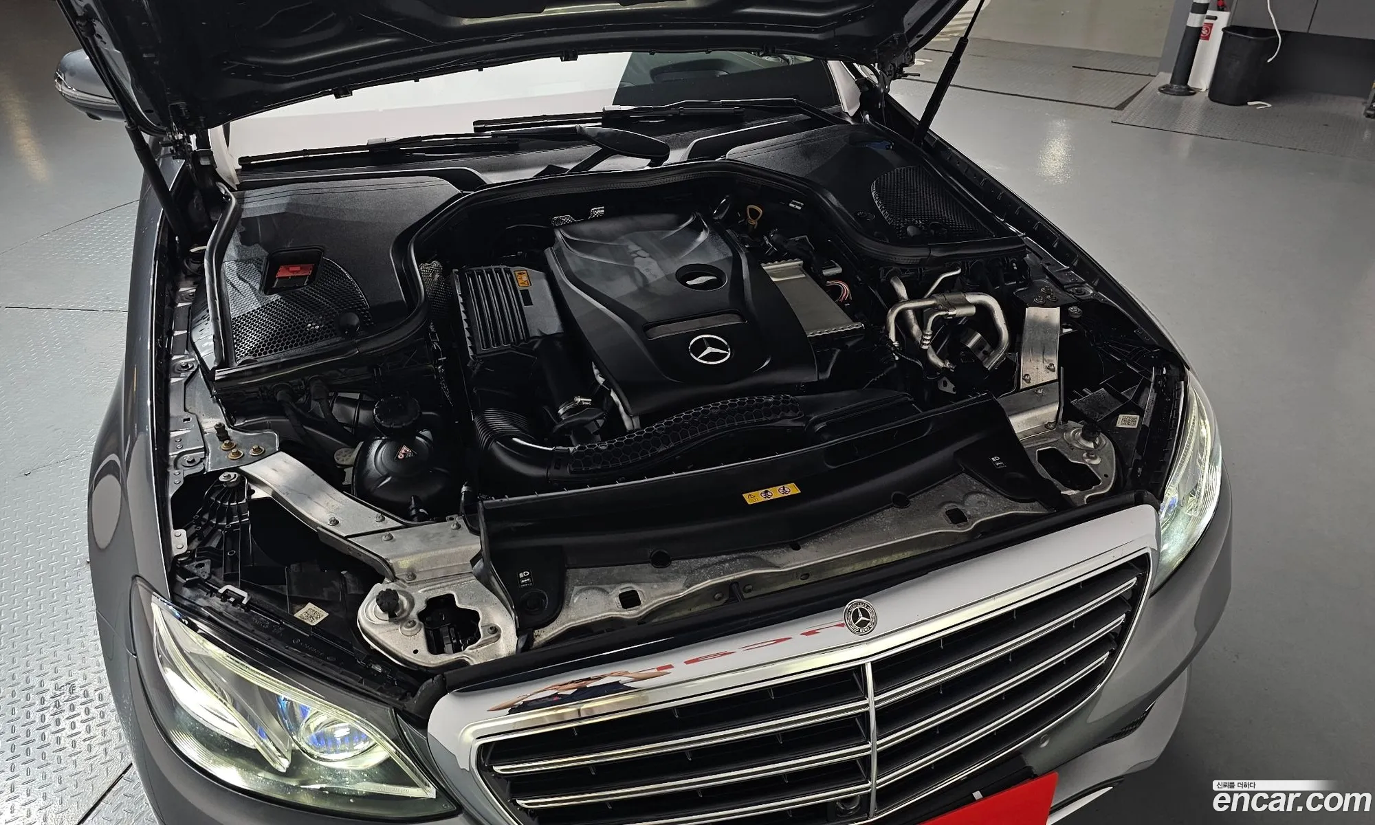 Mercedes-Benz E-Class W213 2019 — 28