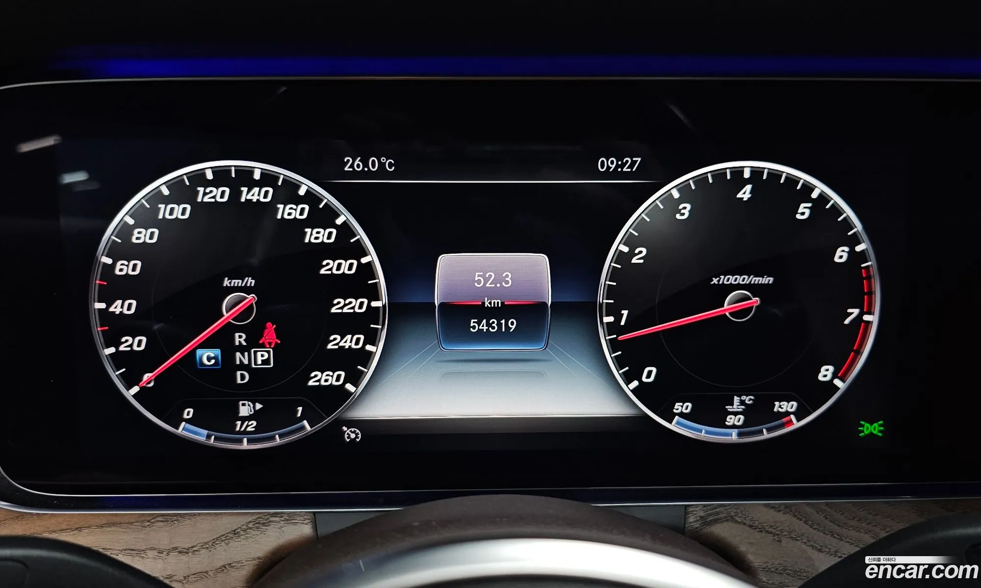 Mercedes-Benz E-Class W213 2019 — 34