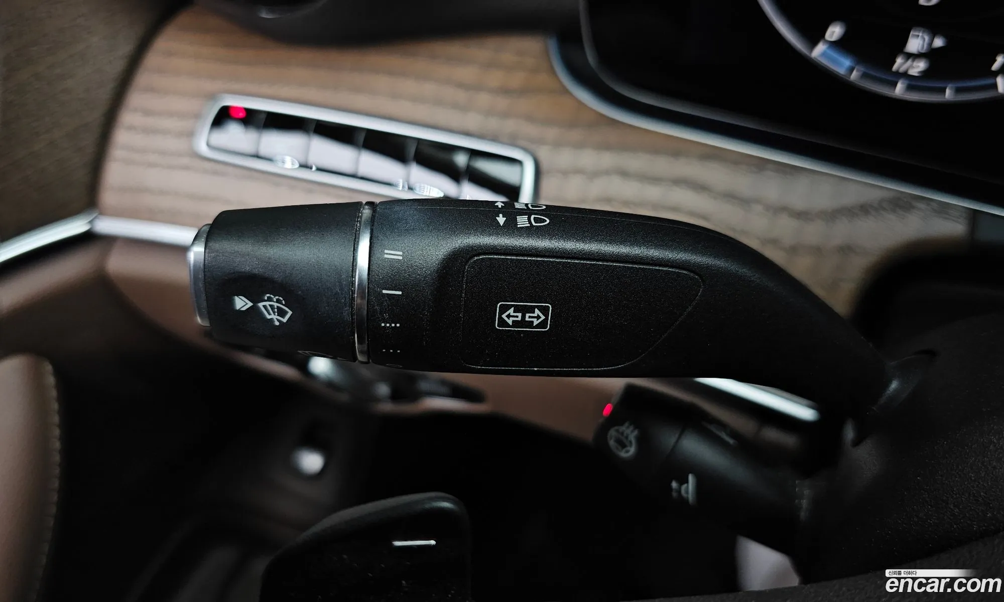 Mercedes-Benz E-Class W213 2019 — 30