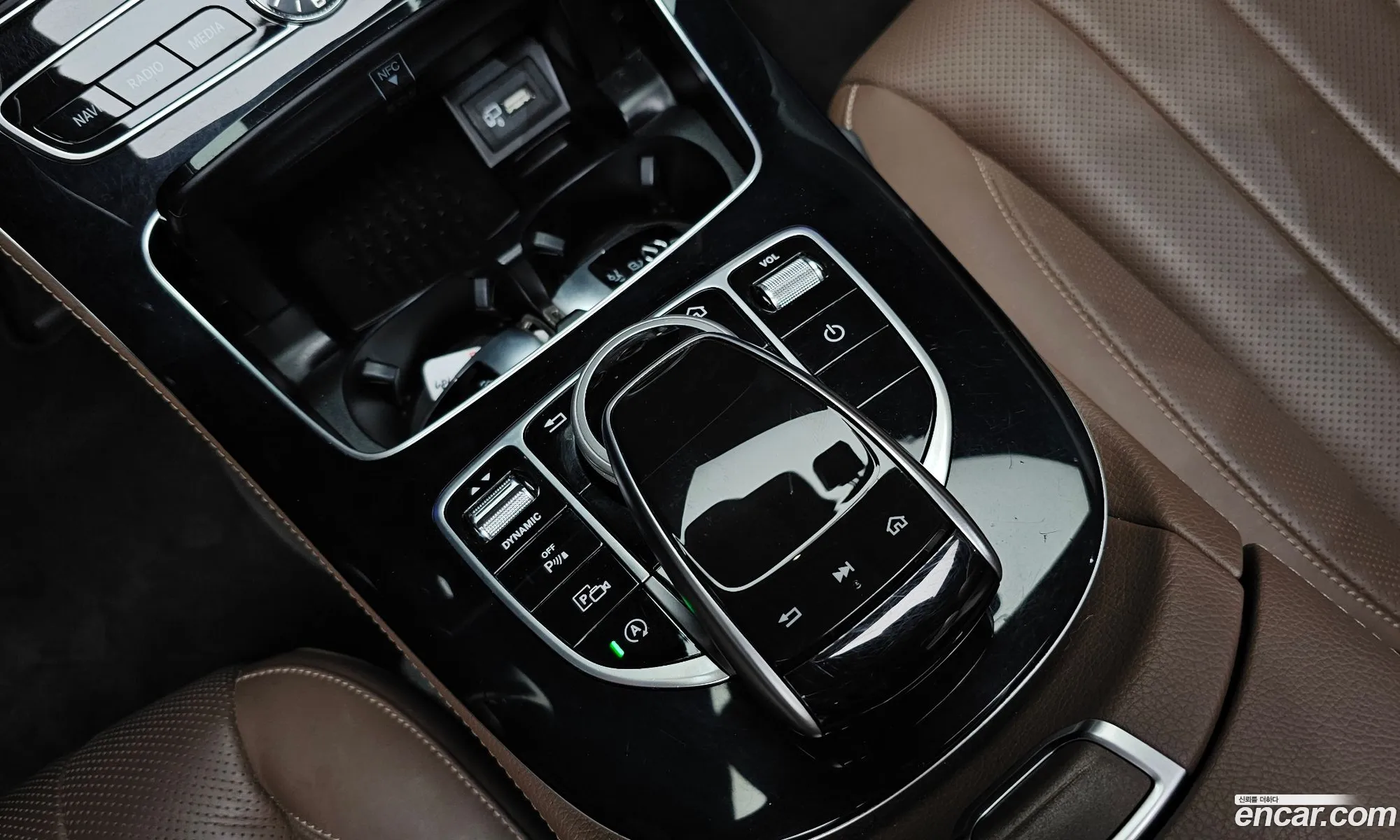 Mercedes-Benz E-Class W213 2019 — 22