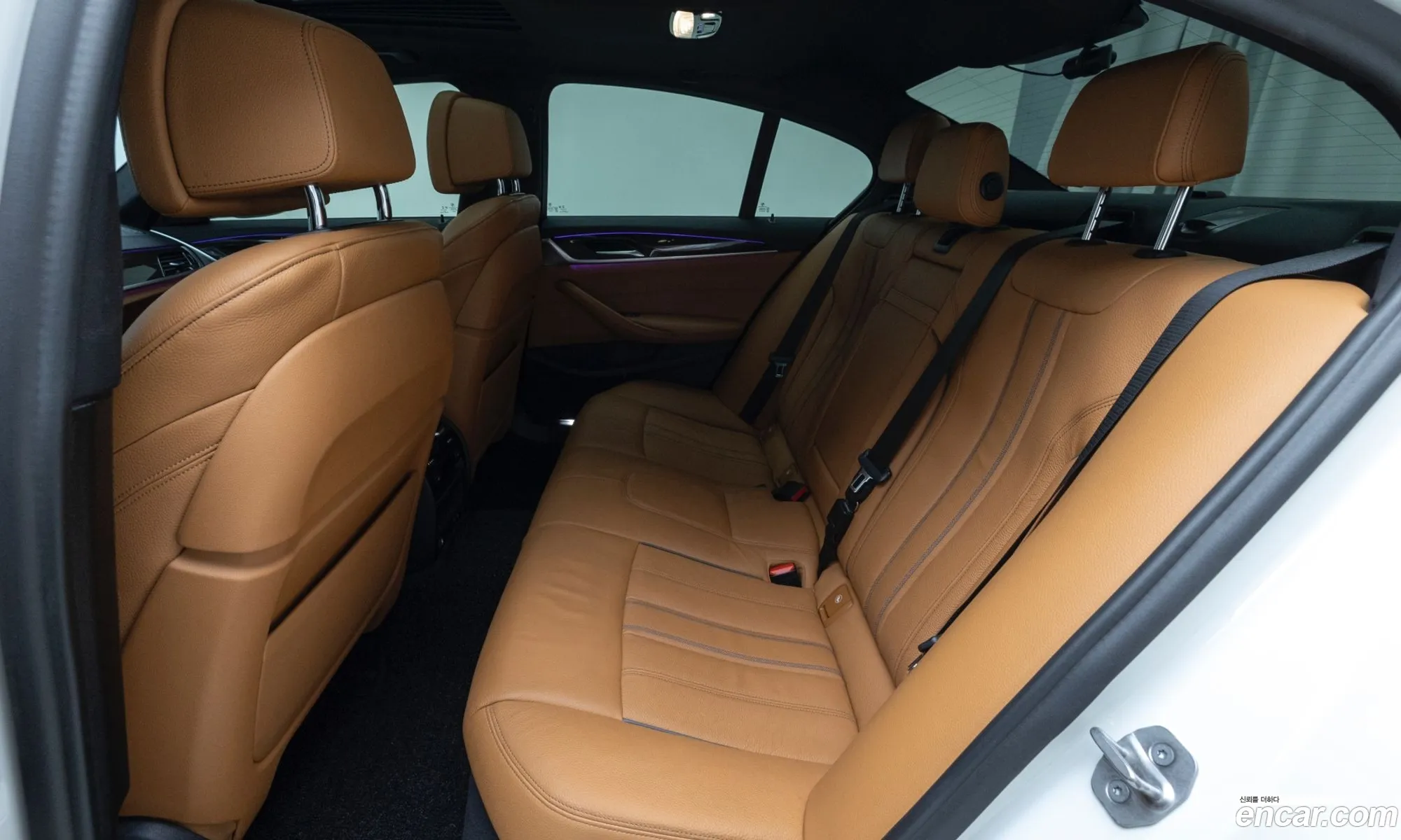 BMW 5 Series 2021 — 17