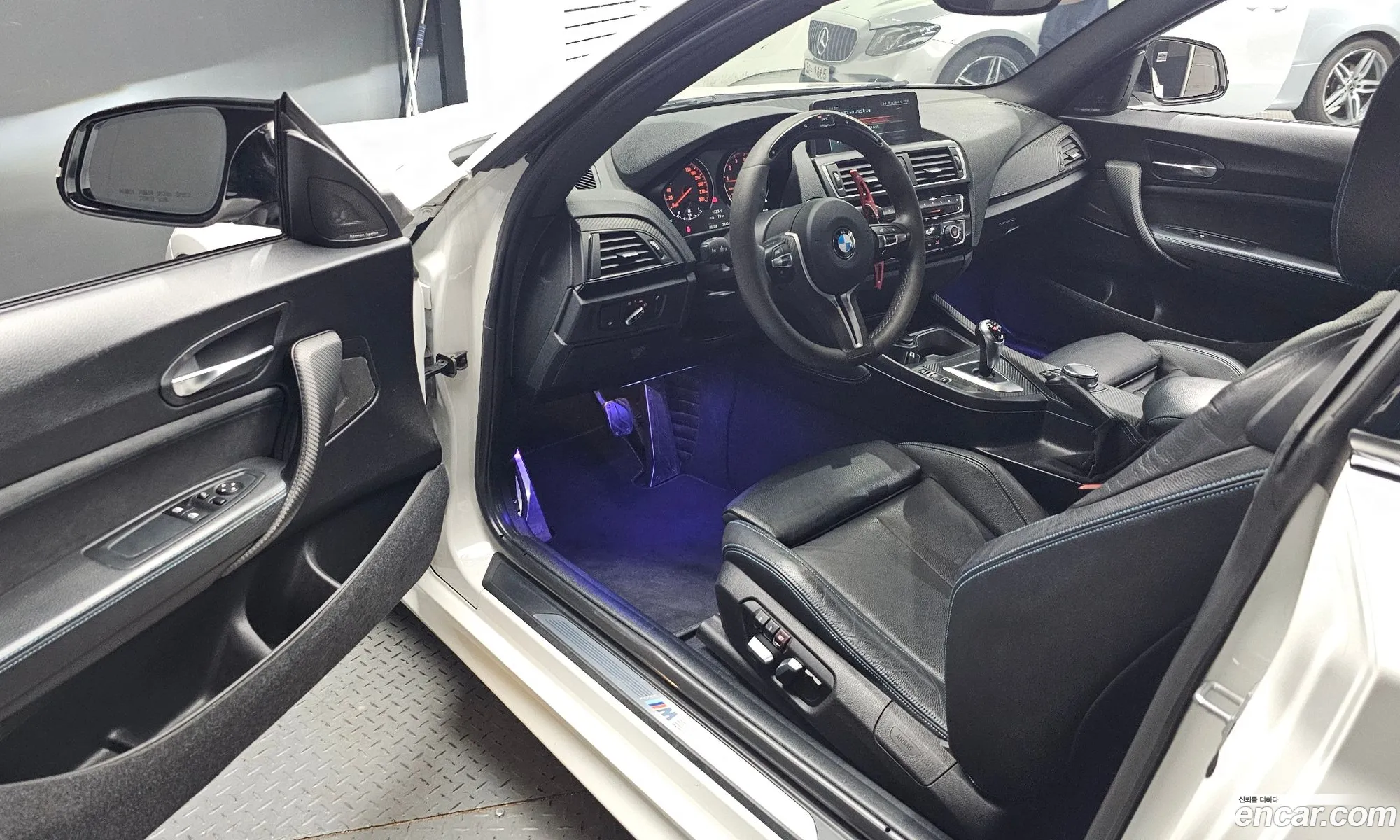 BMW M2 2017 WBS1H9107H7A18459 — 12