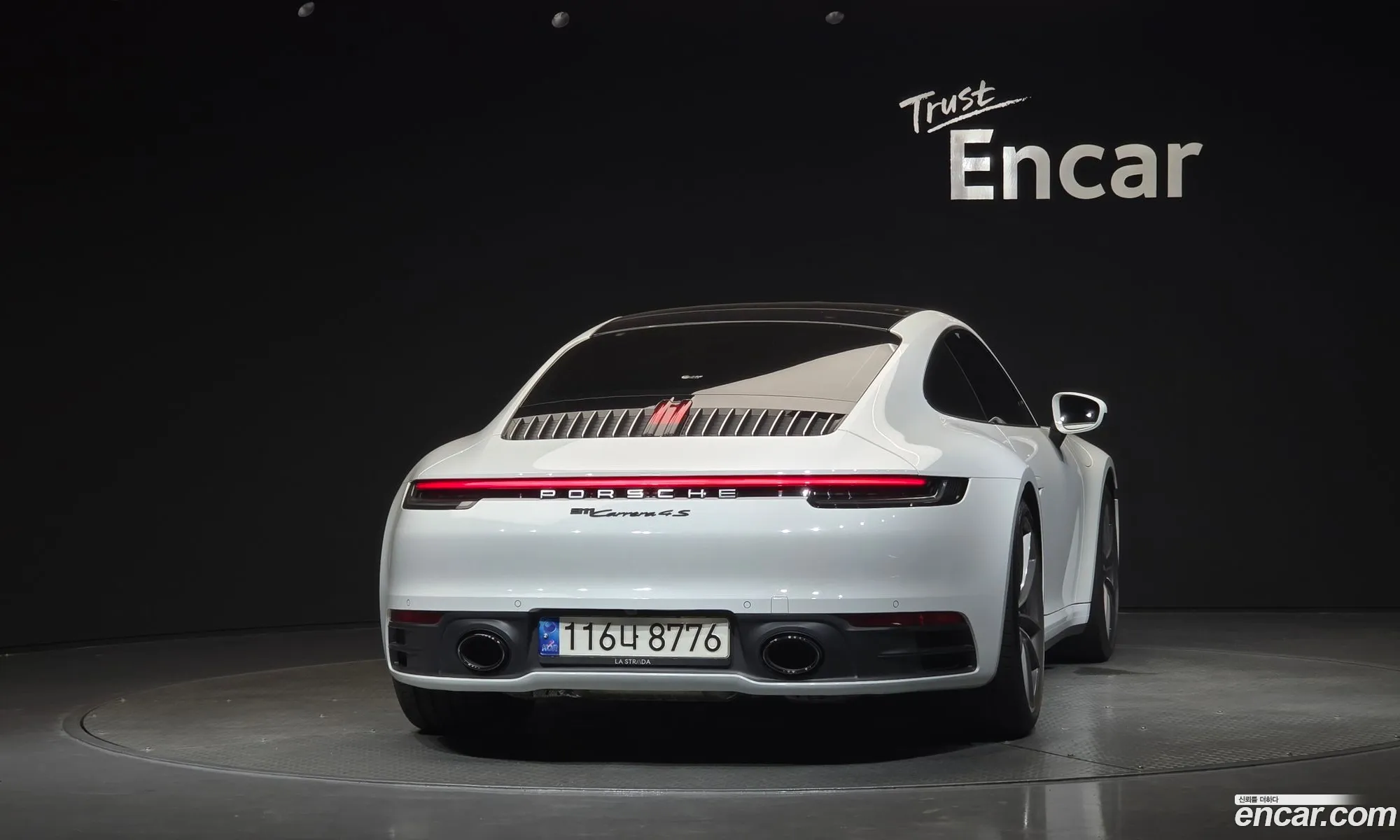 Porsche 911 2022 WP0AA291NS205143 — 9