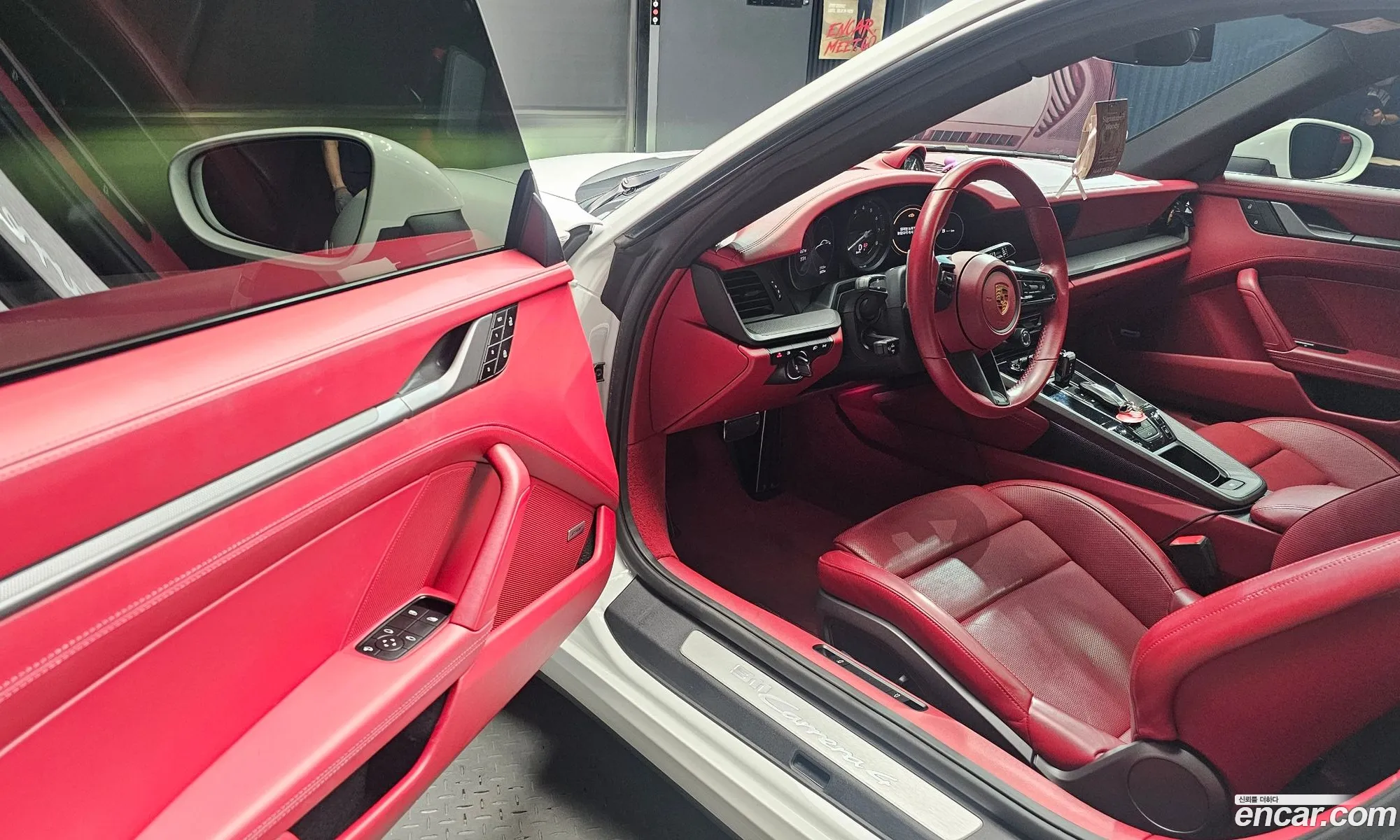 Porsche 911 2022 WP0AA291NS205143 — 3