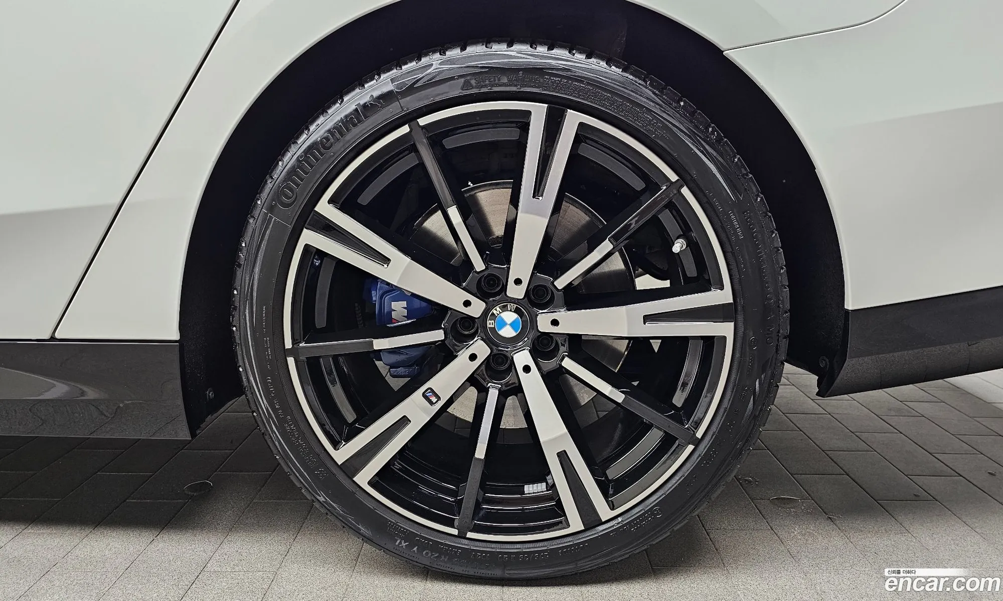 BMW 5 Series 2025 — 10